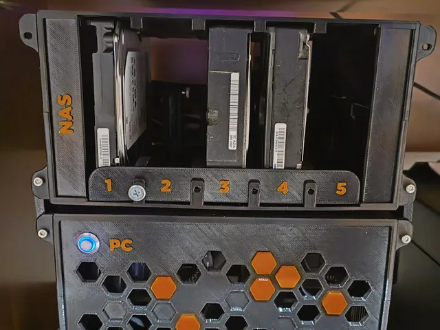 Mini ITX modular NAS - 3.5 HDD remixed