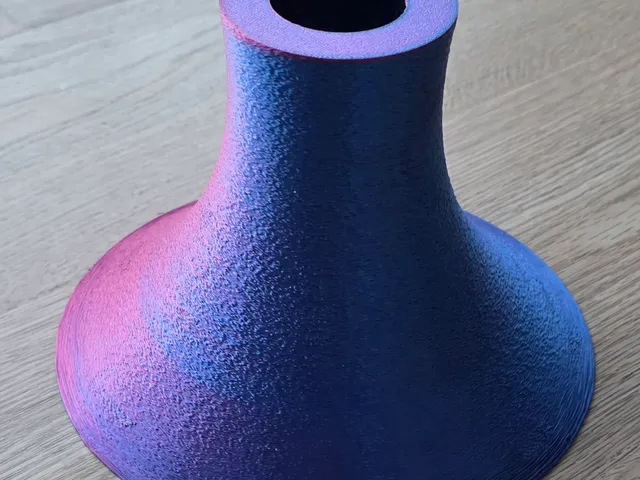Minimalistic Lamp for E27 mount