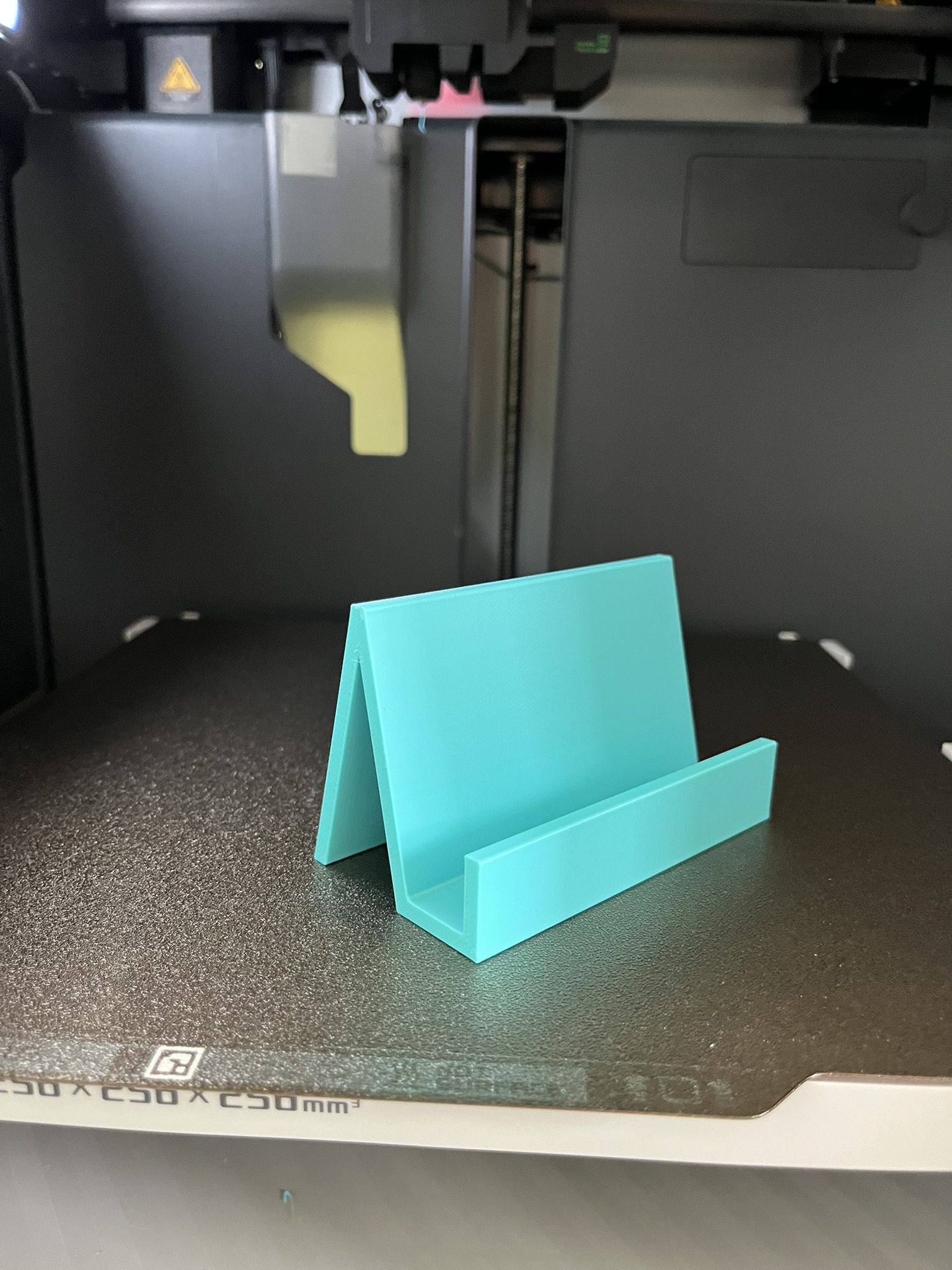 Minimalist A-Frame Business Card Stand — CardArt3D (Free Model)