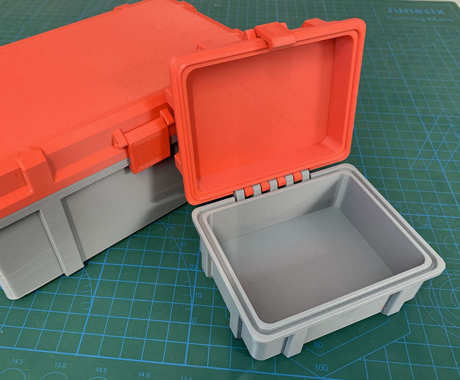 Miniatura 2 do modelo 3D Rugged Box, Parametric/Customizable, No Hardware