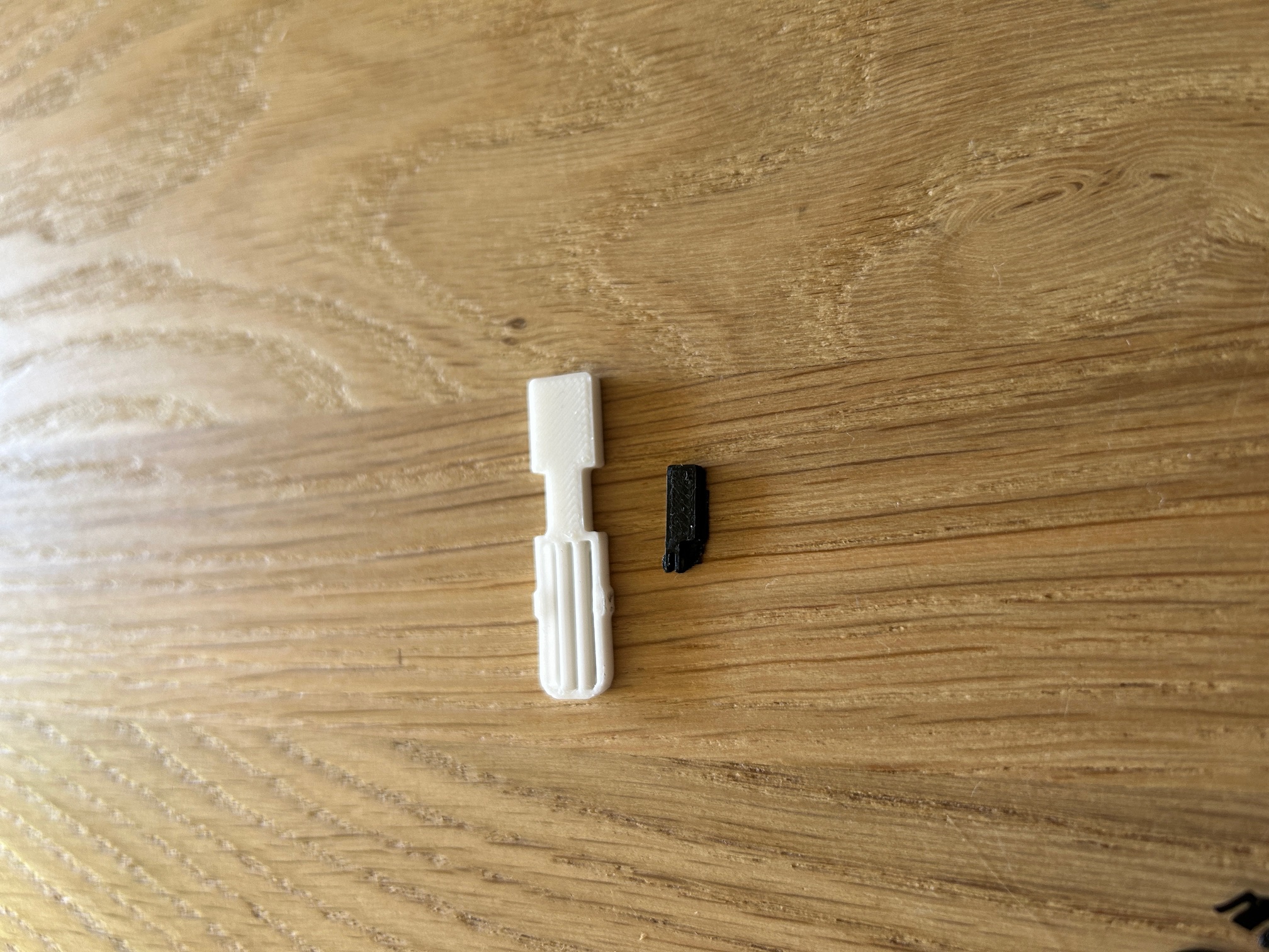 carrera car pin