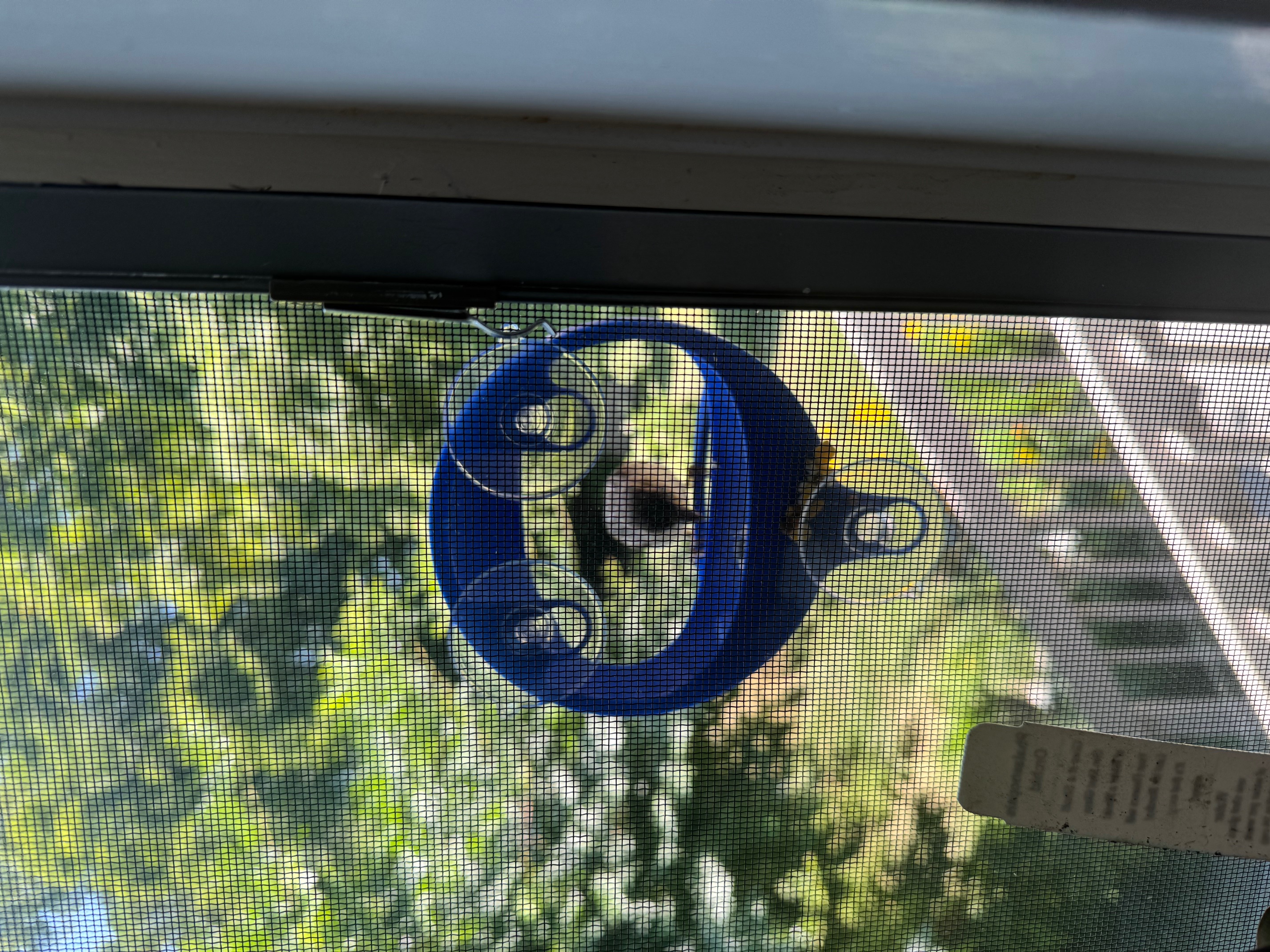 Miniatura 10 do modelo 3D Window Bird Feeder Remix