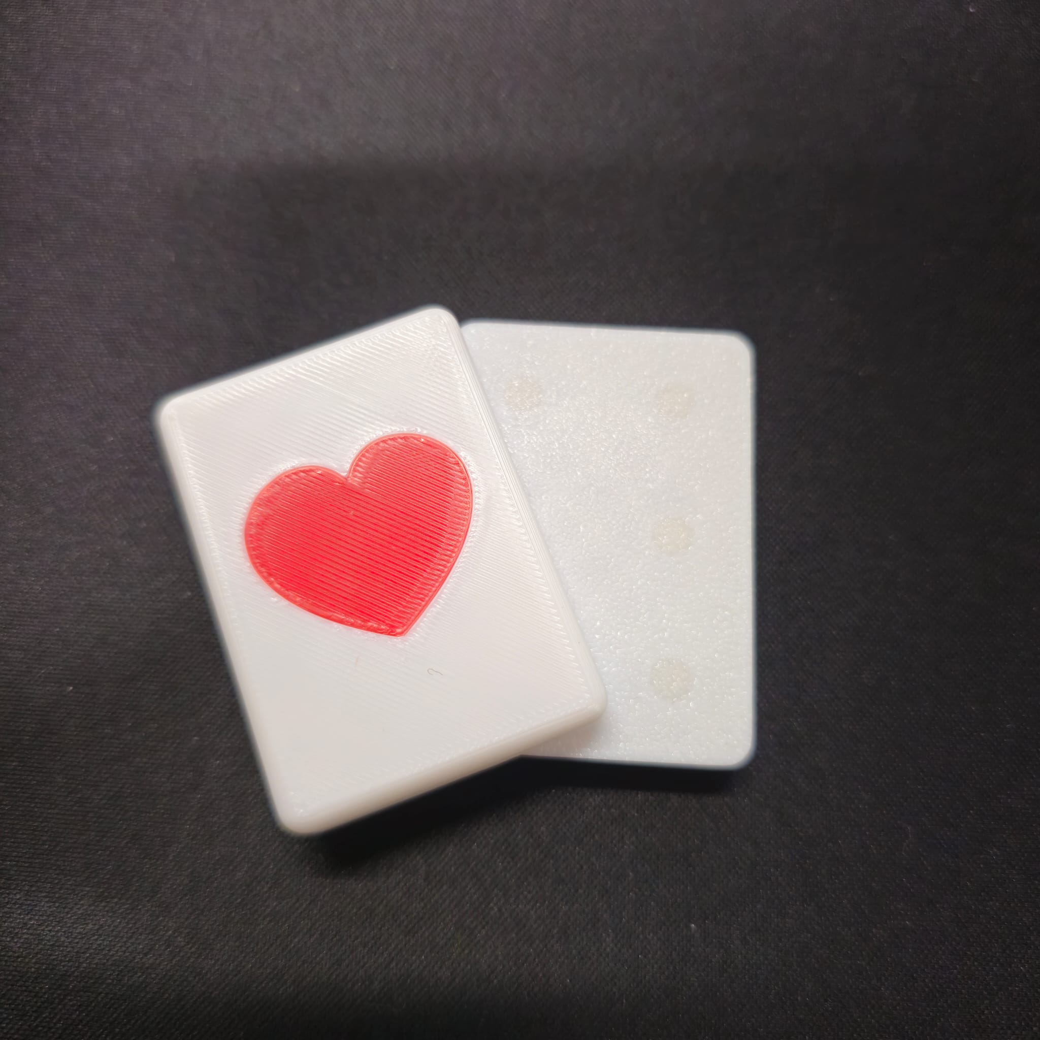 Finger Fidget Magnet Slider “Heart” – Compact, Clicky & Relaxing