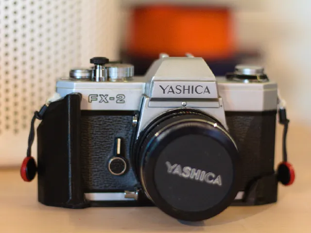 Yashica FX-2 Camera Grip