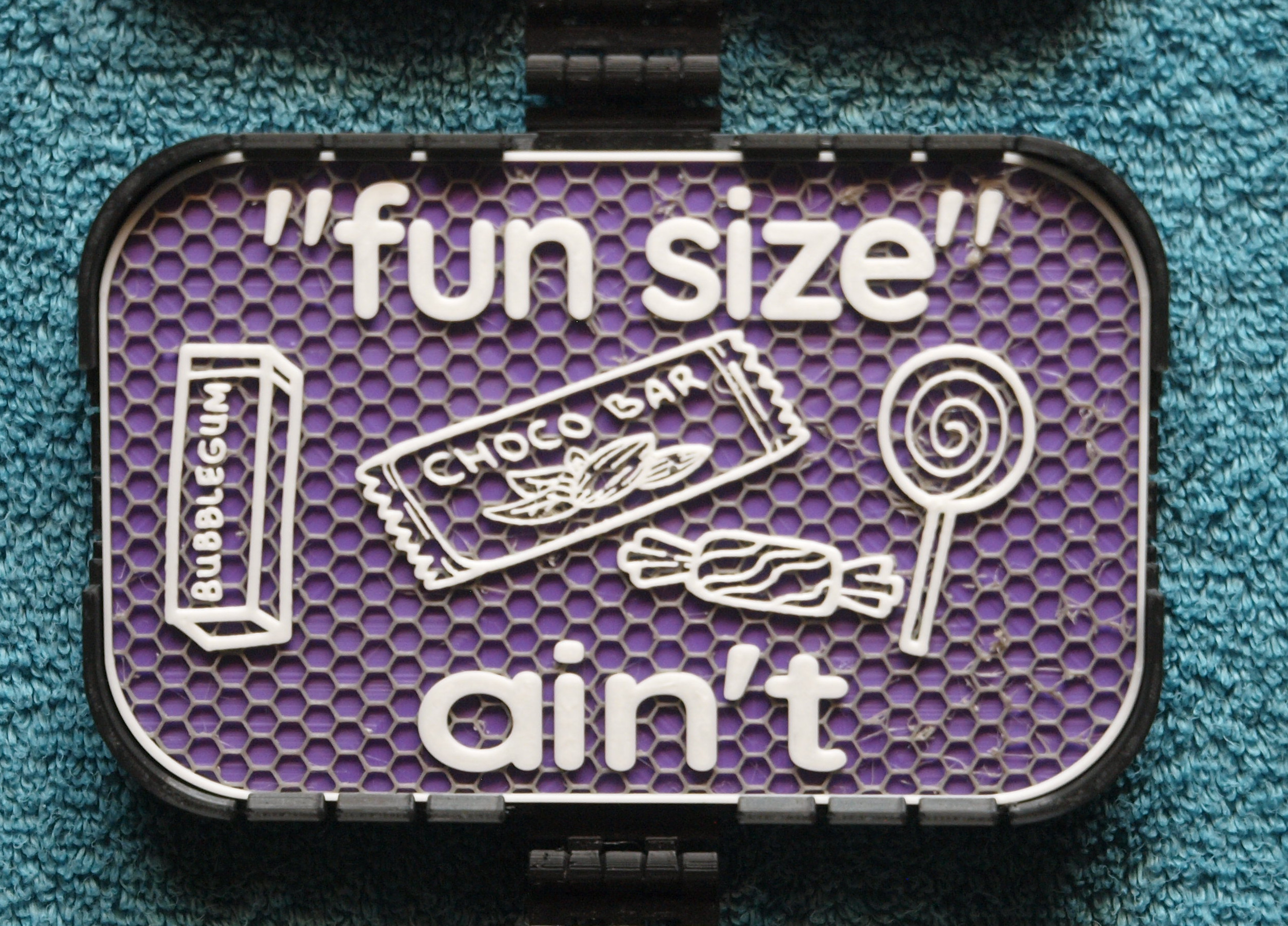 Fun Size Ain't sign
