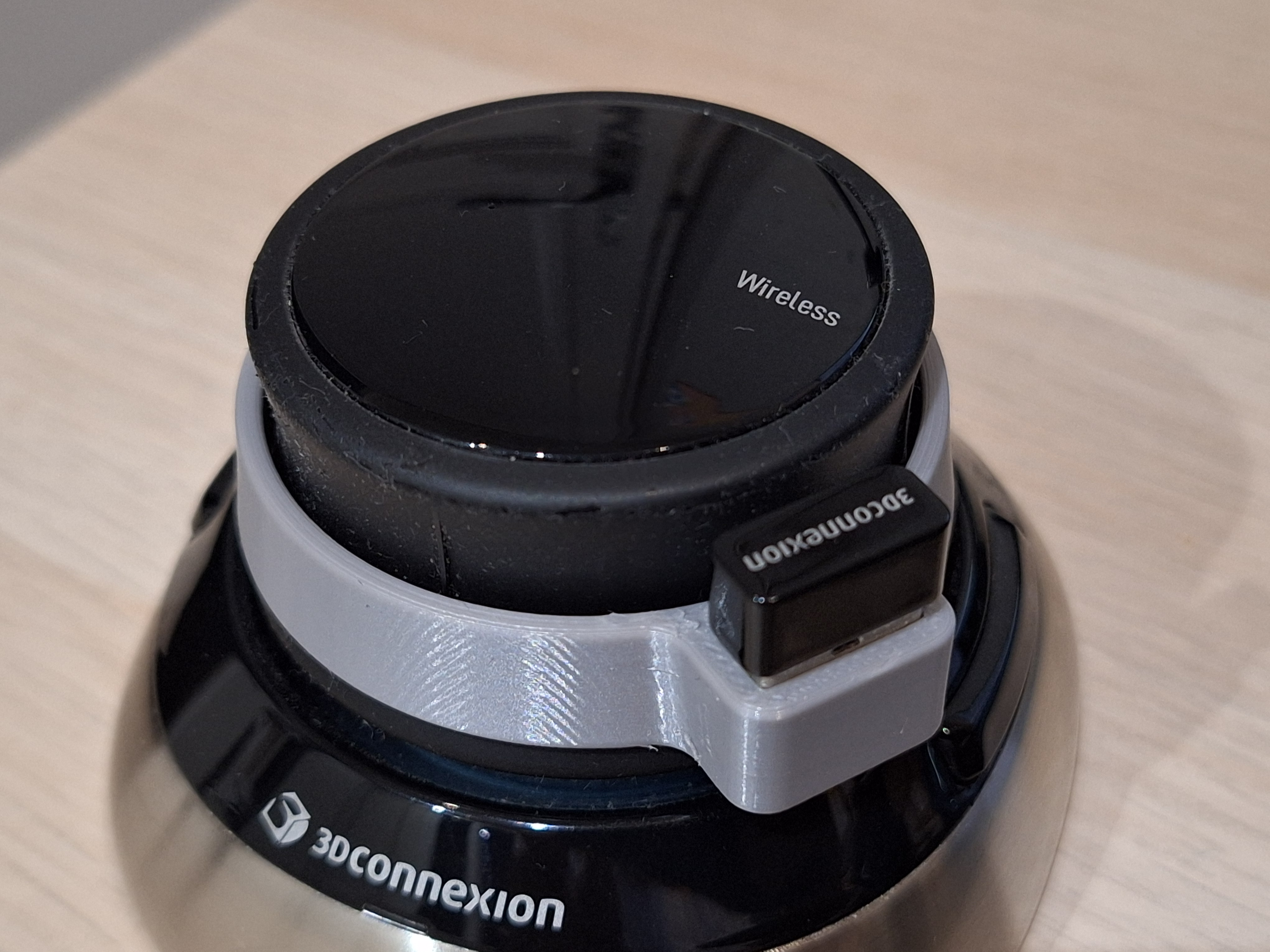 3Dconnexion SpaceMouse USB Dongle Holder TPU version