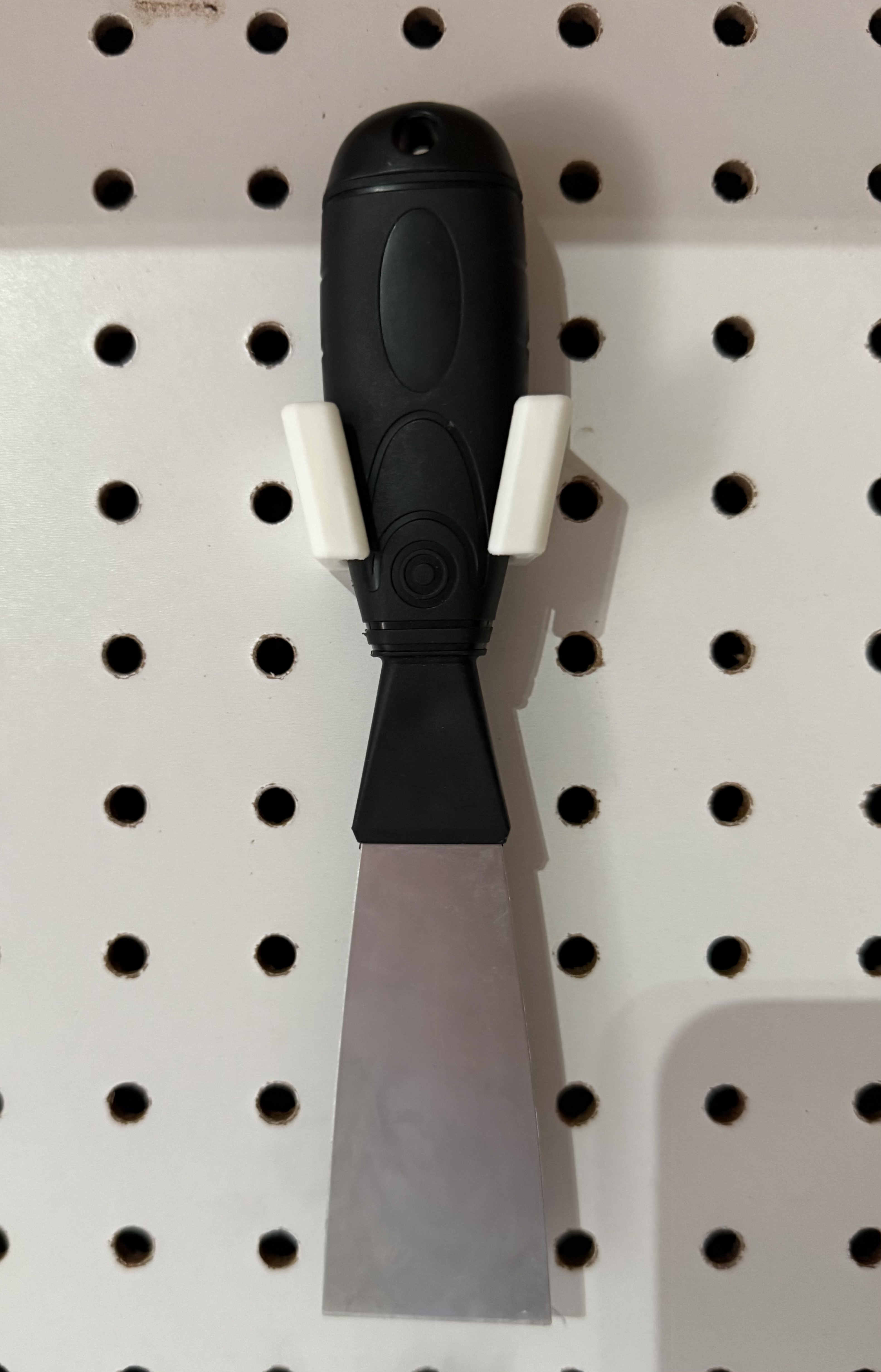 Simple Standard 1/4" Pegboard Scraper Holder