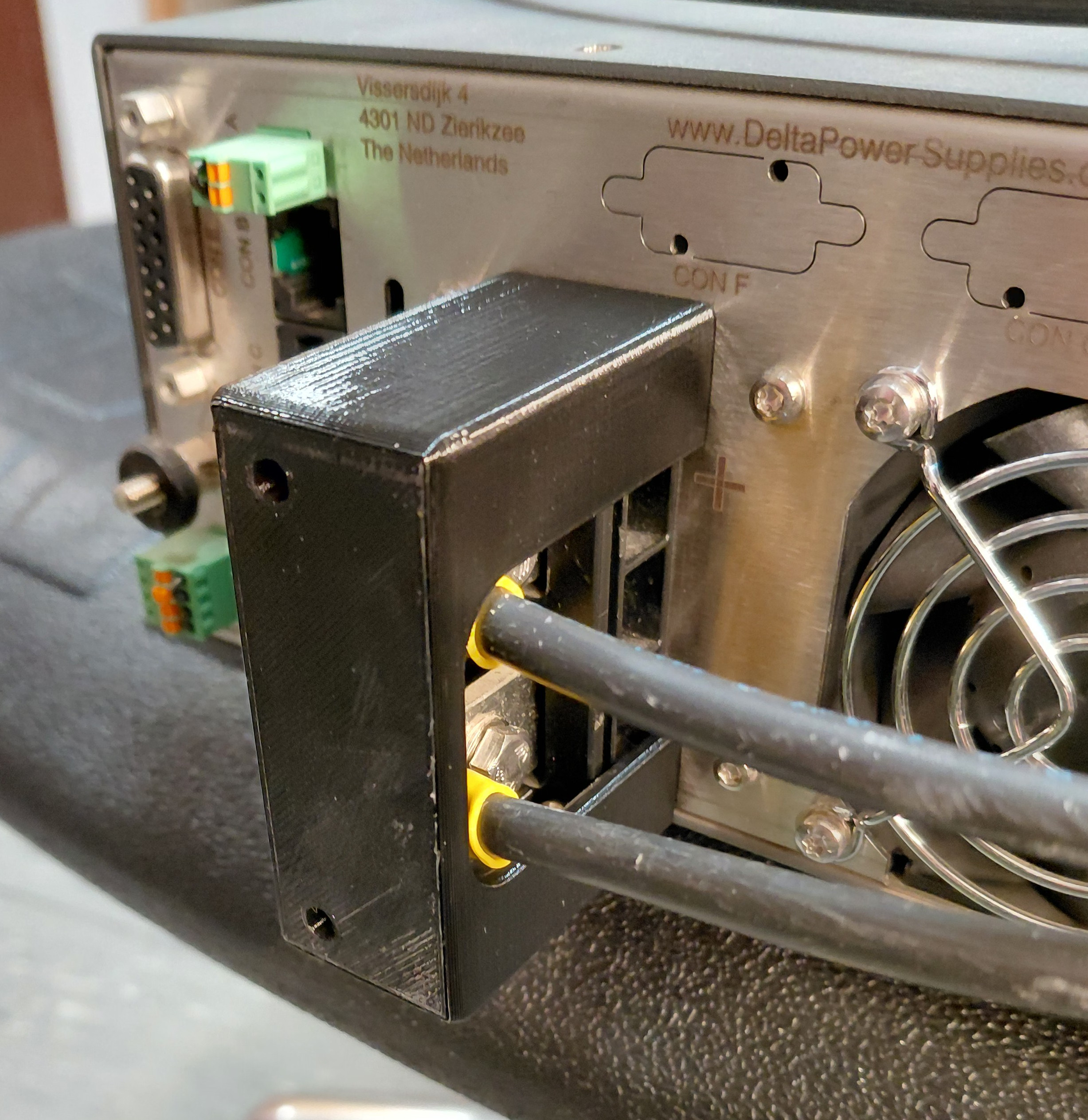 Delta Electronika SM400 lab power supply output cover