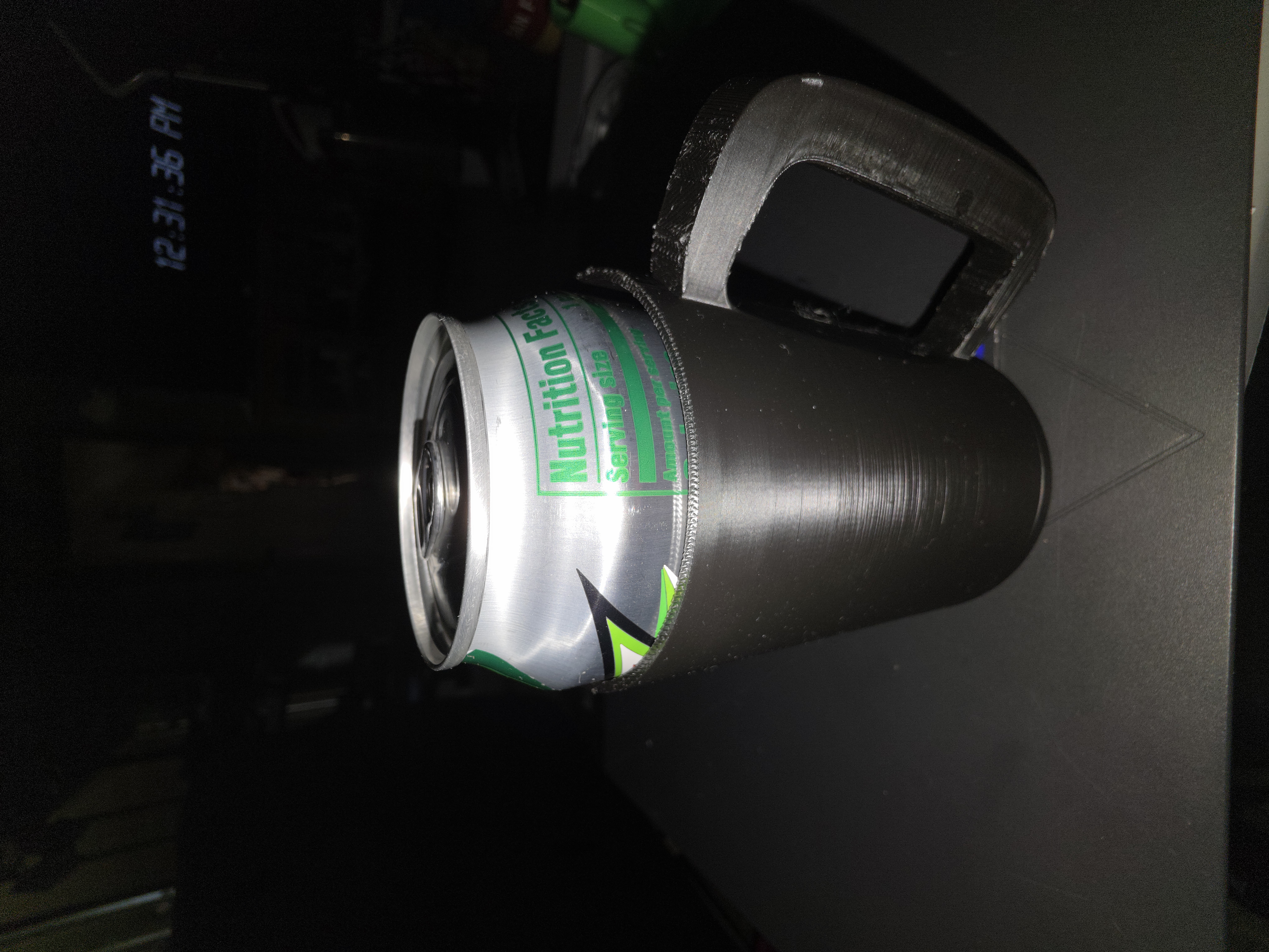 simple can holder