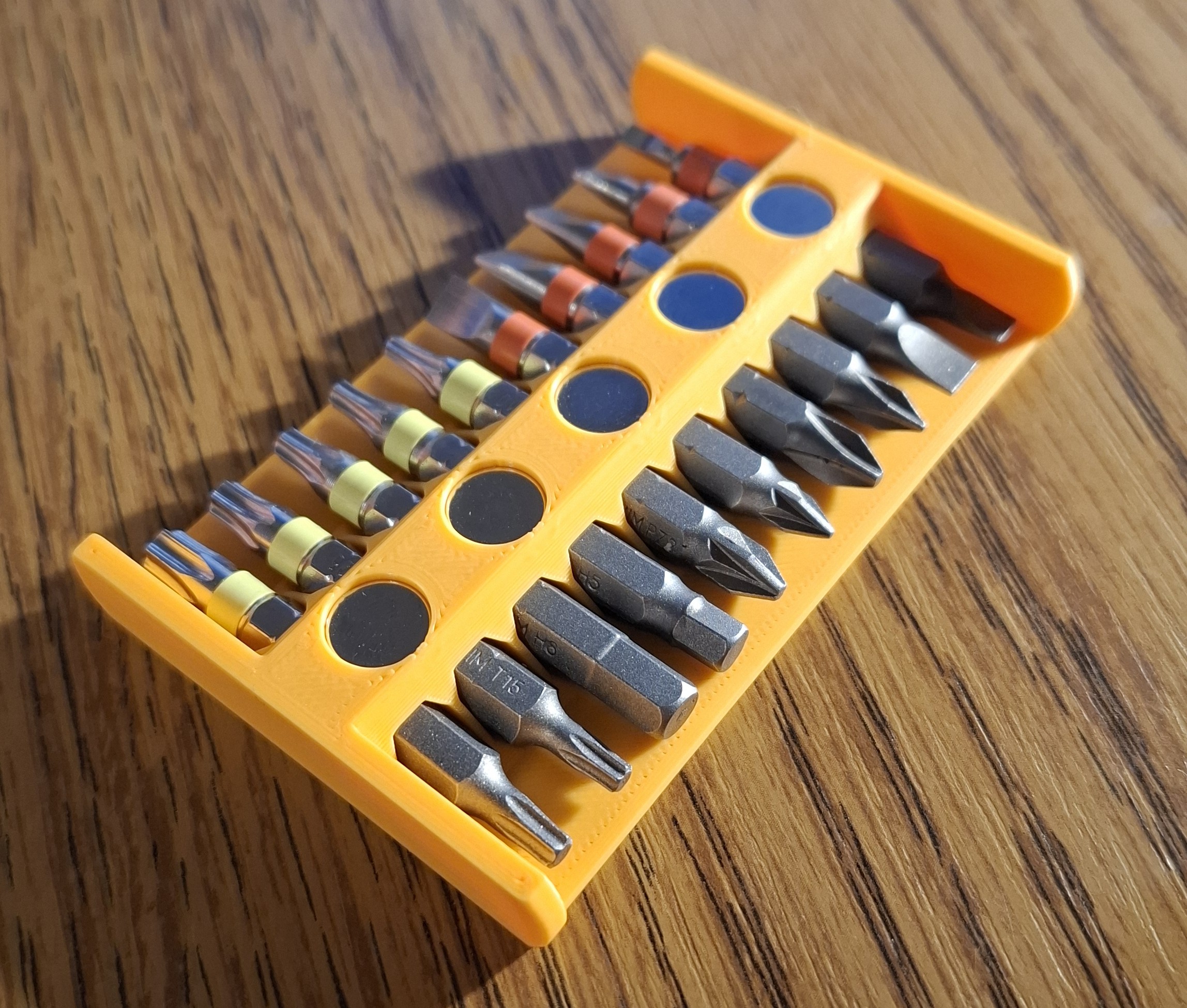 Miniatura 6 do modelo 3D Bit holder case for 1/4" hex bits