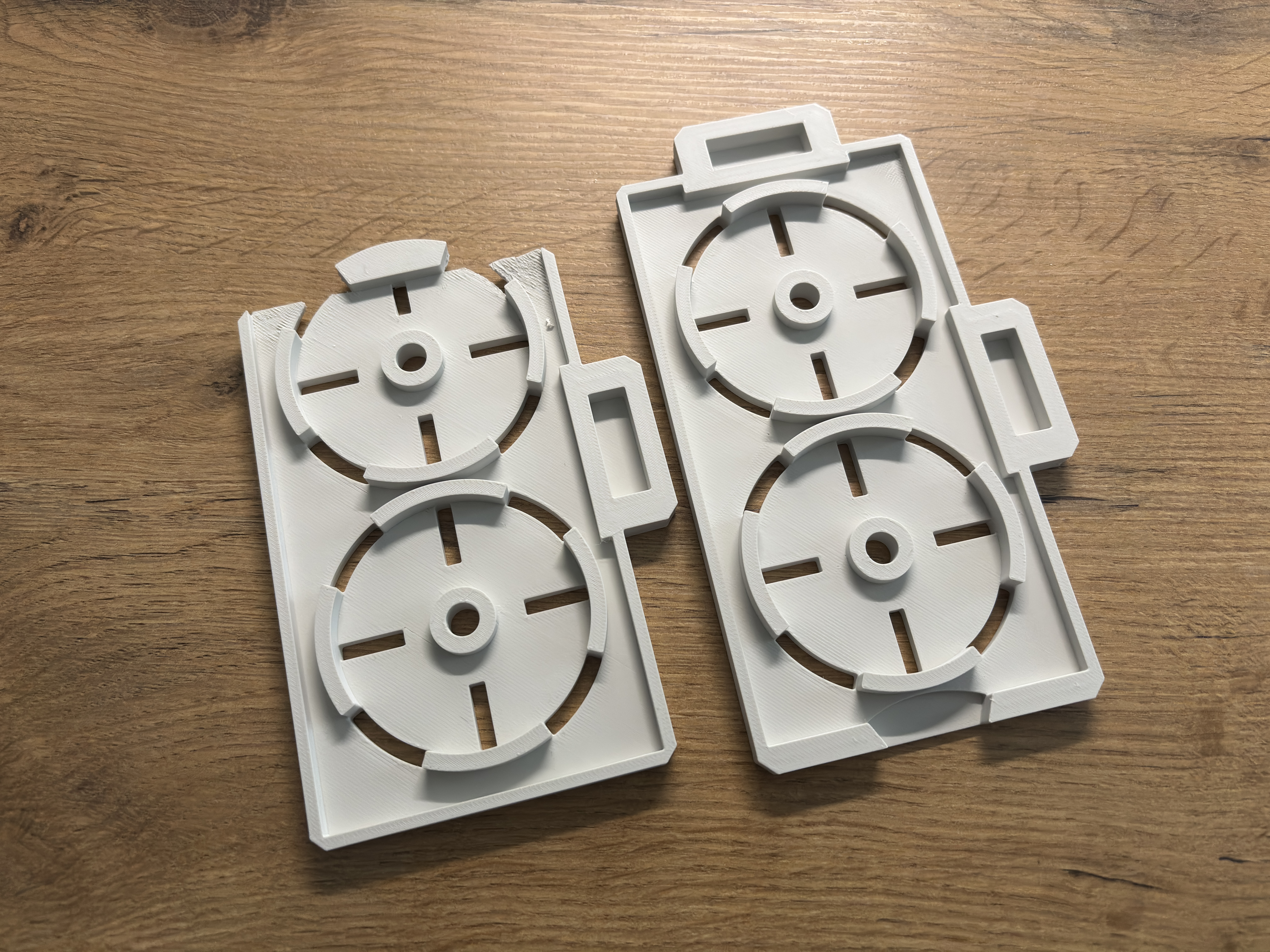 Drilling template for socket / switch box, 71mm (Bohrschablone) - Remix