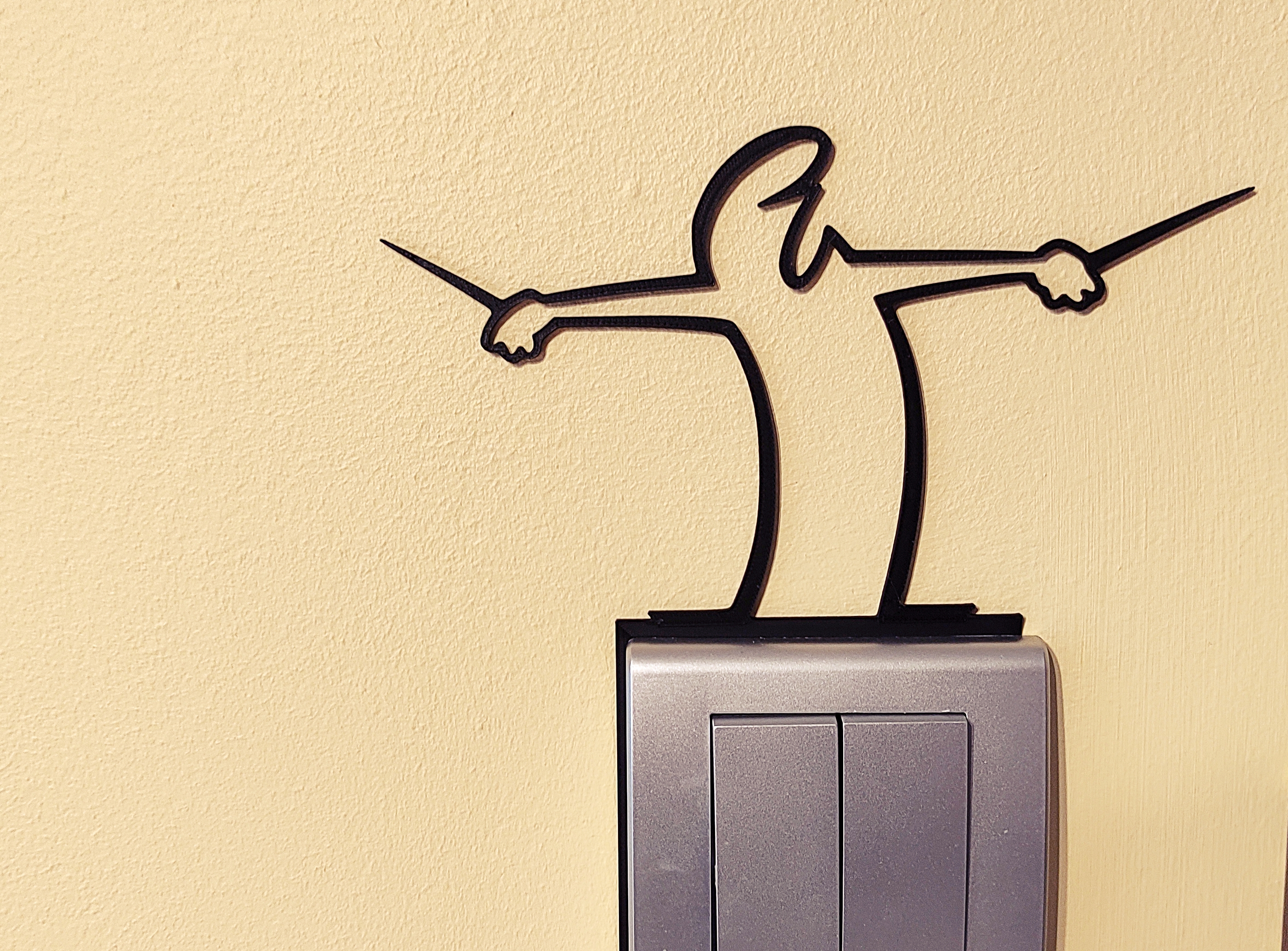 Funny Light Switch Gadget – La Linea Balum 77