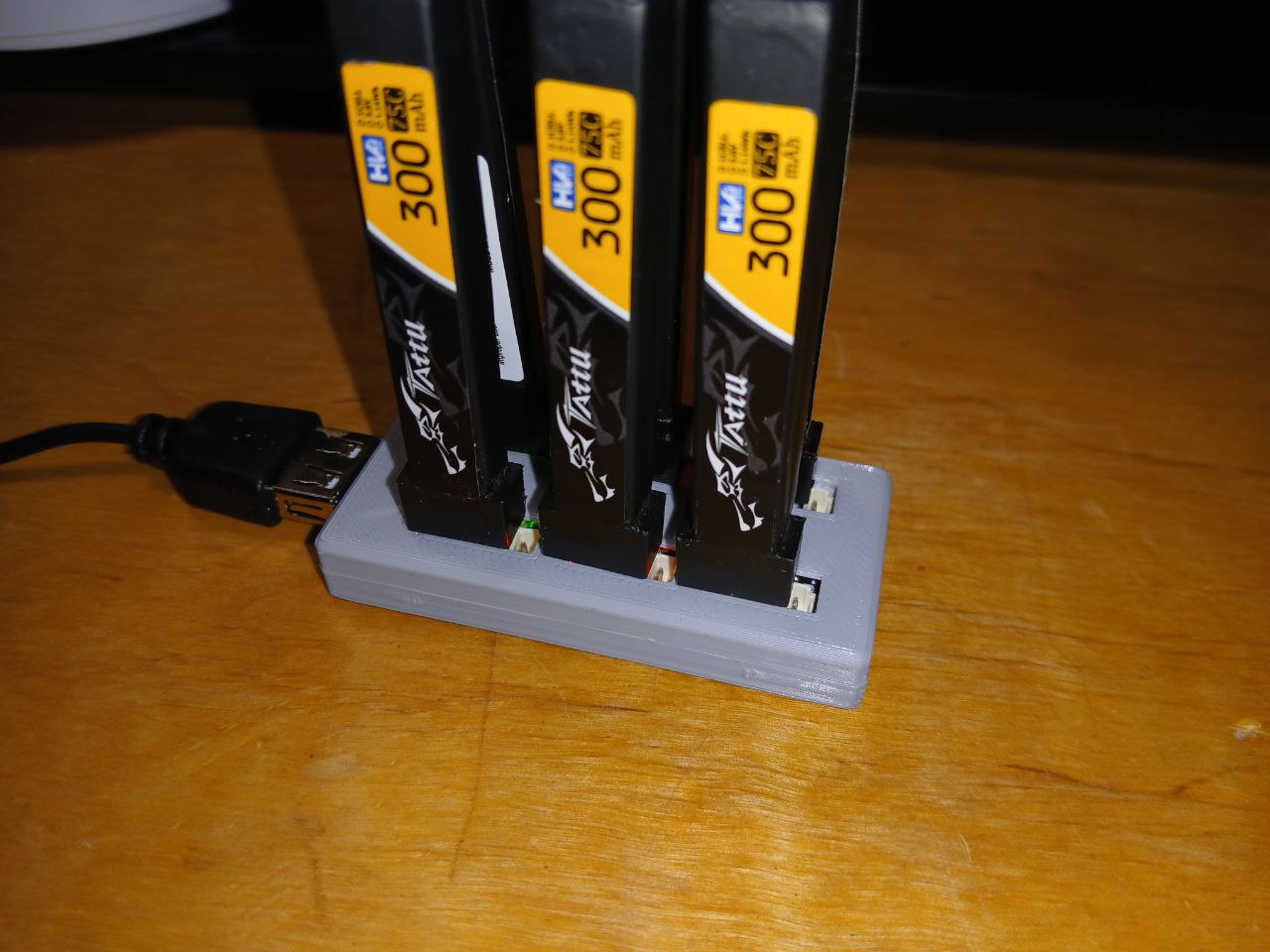 Case for cheap battery charging board bt 2,0