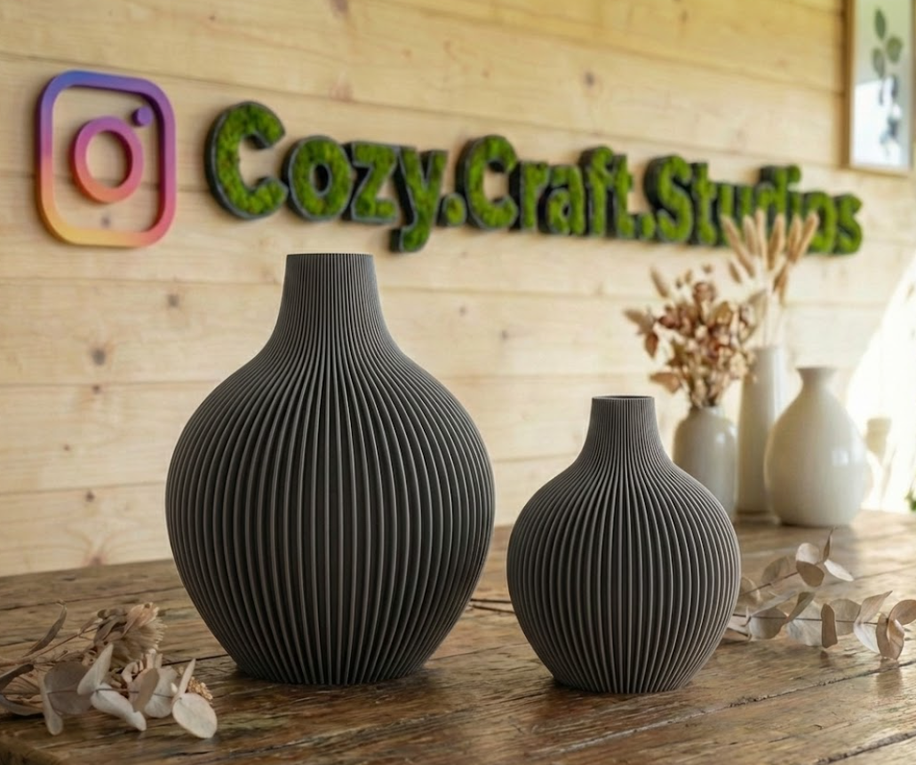 Miniatura 5 do modelo 3D Ribbed Zen Vase - Minimalist Japandi Decor