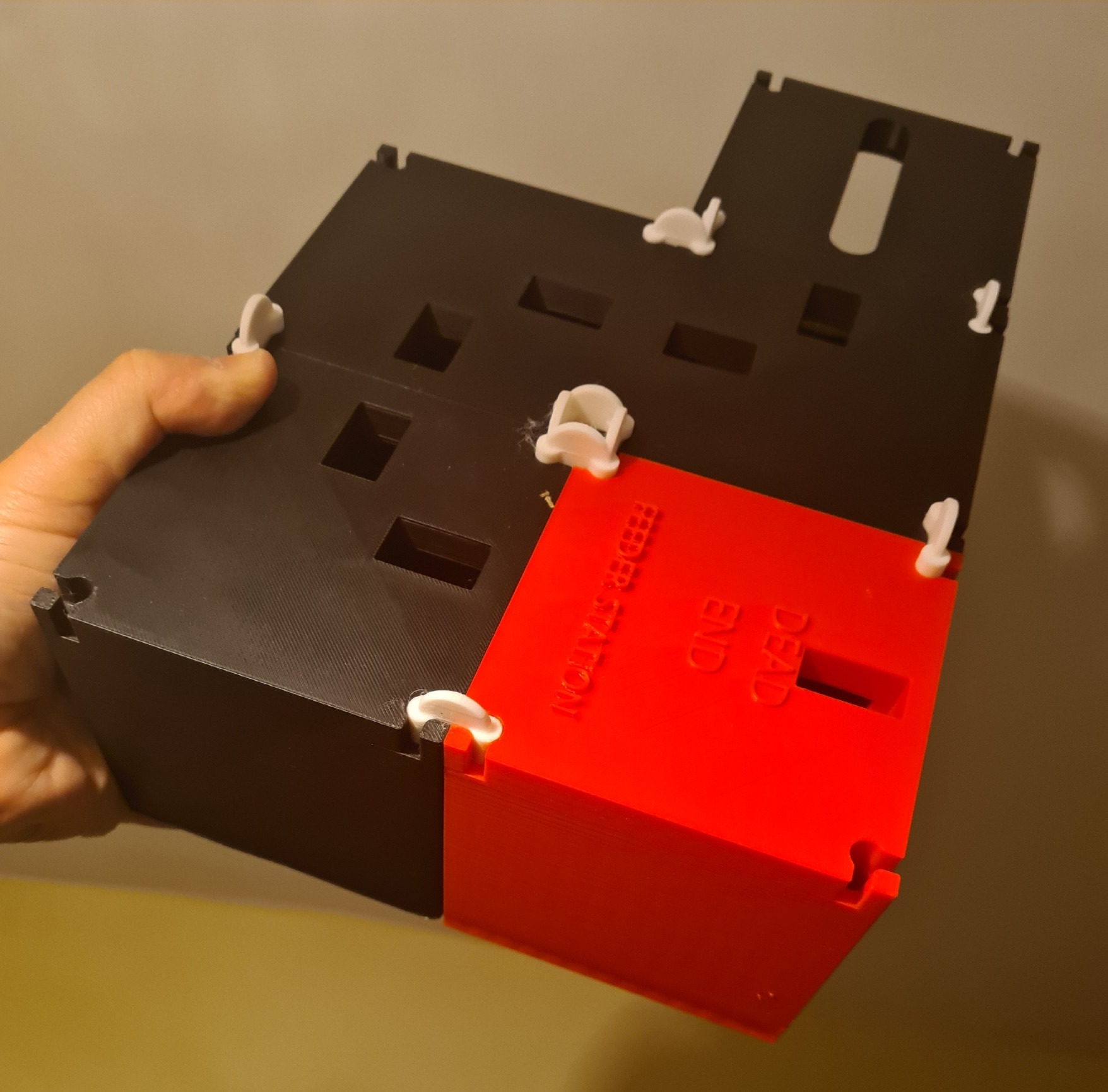 Rat Maze Modular Building Blocks and Connectors