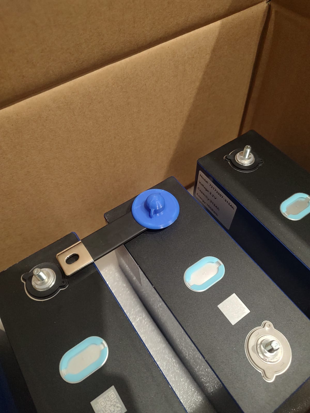 isolation cap for m6 nut/screw battery terminals