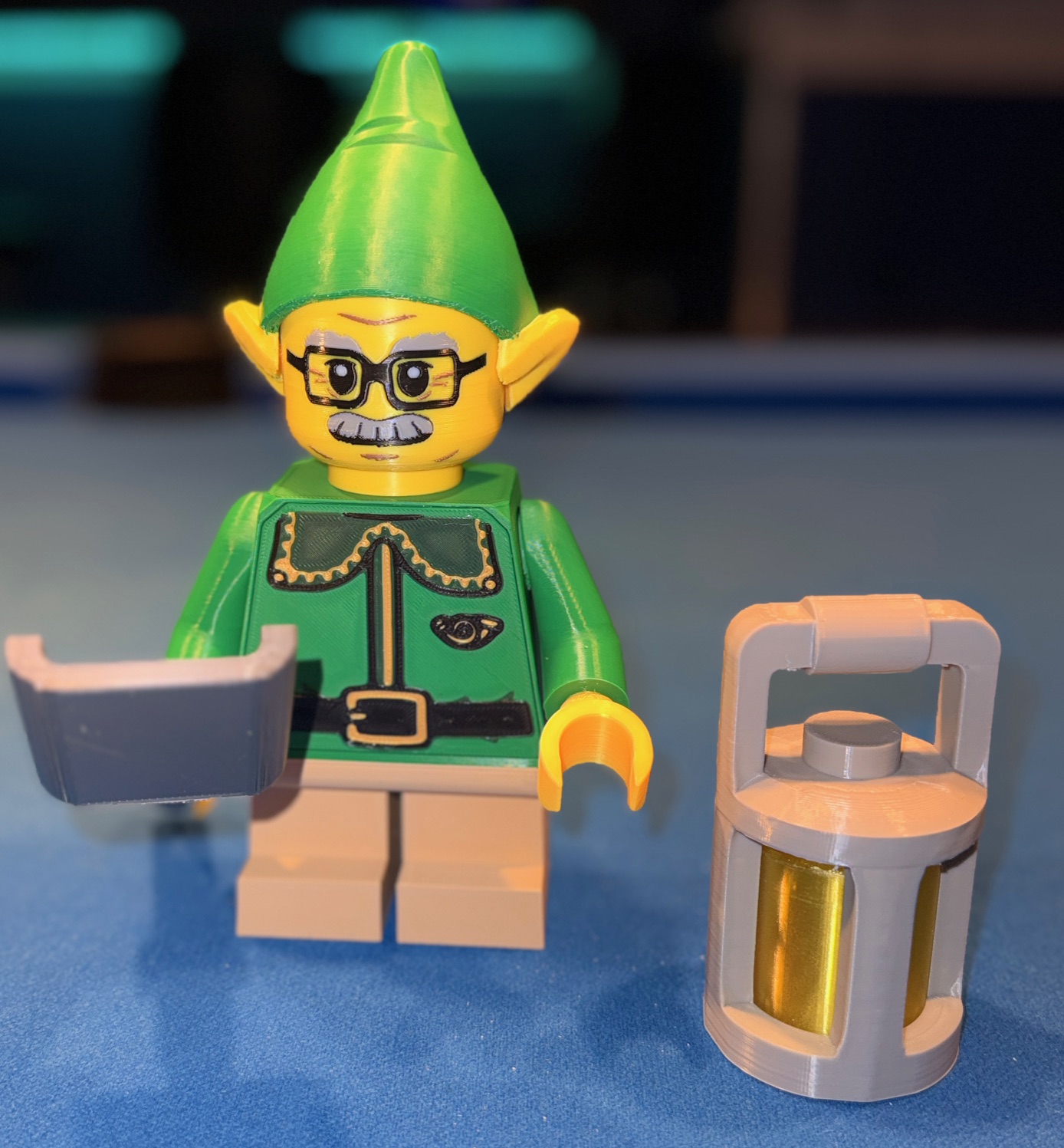 Christmas Elf MegaFigure (5:1 Scale)