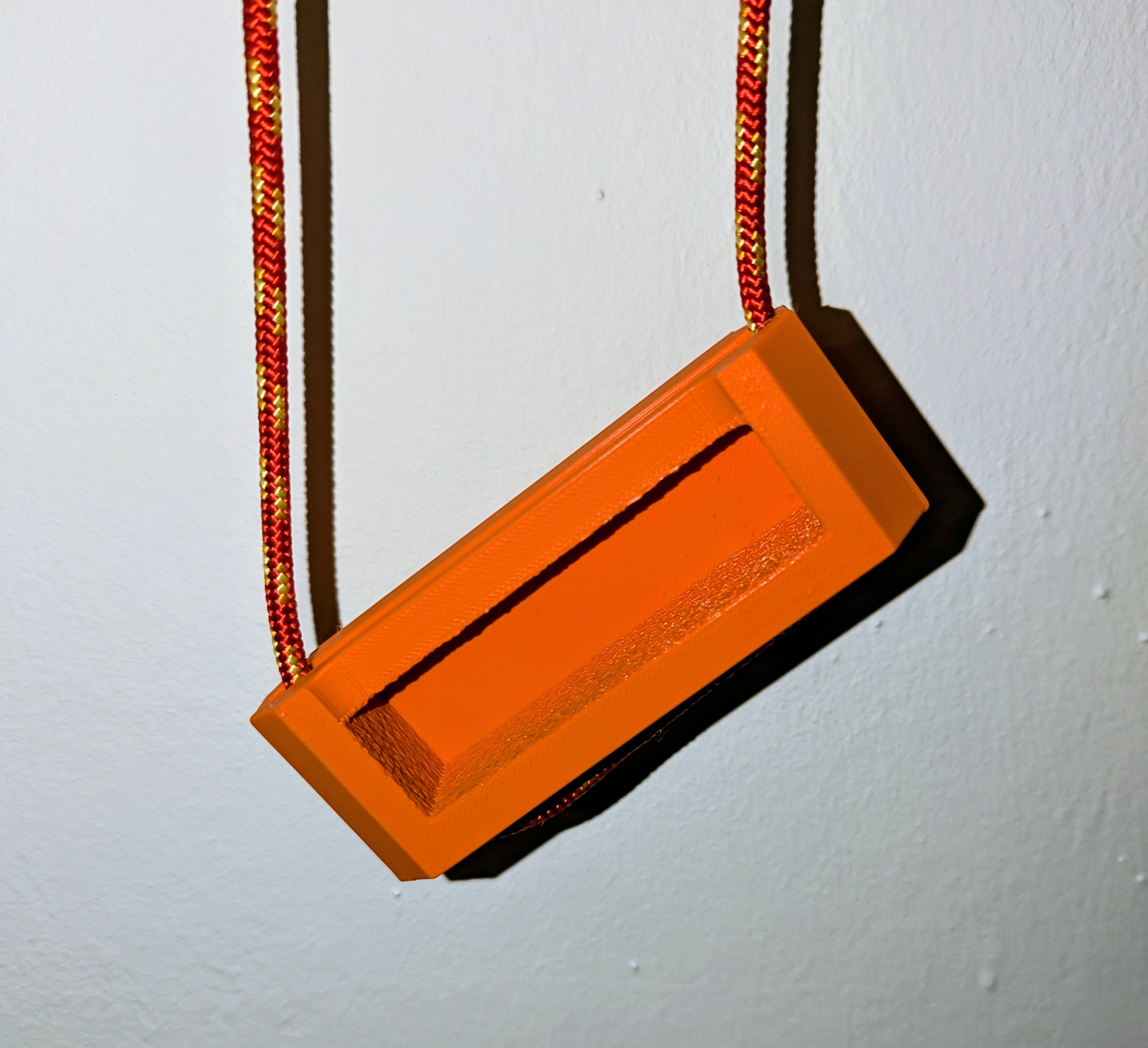 Pocket Climbing Fingerboard