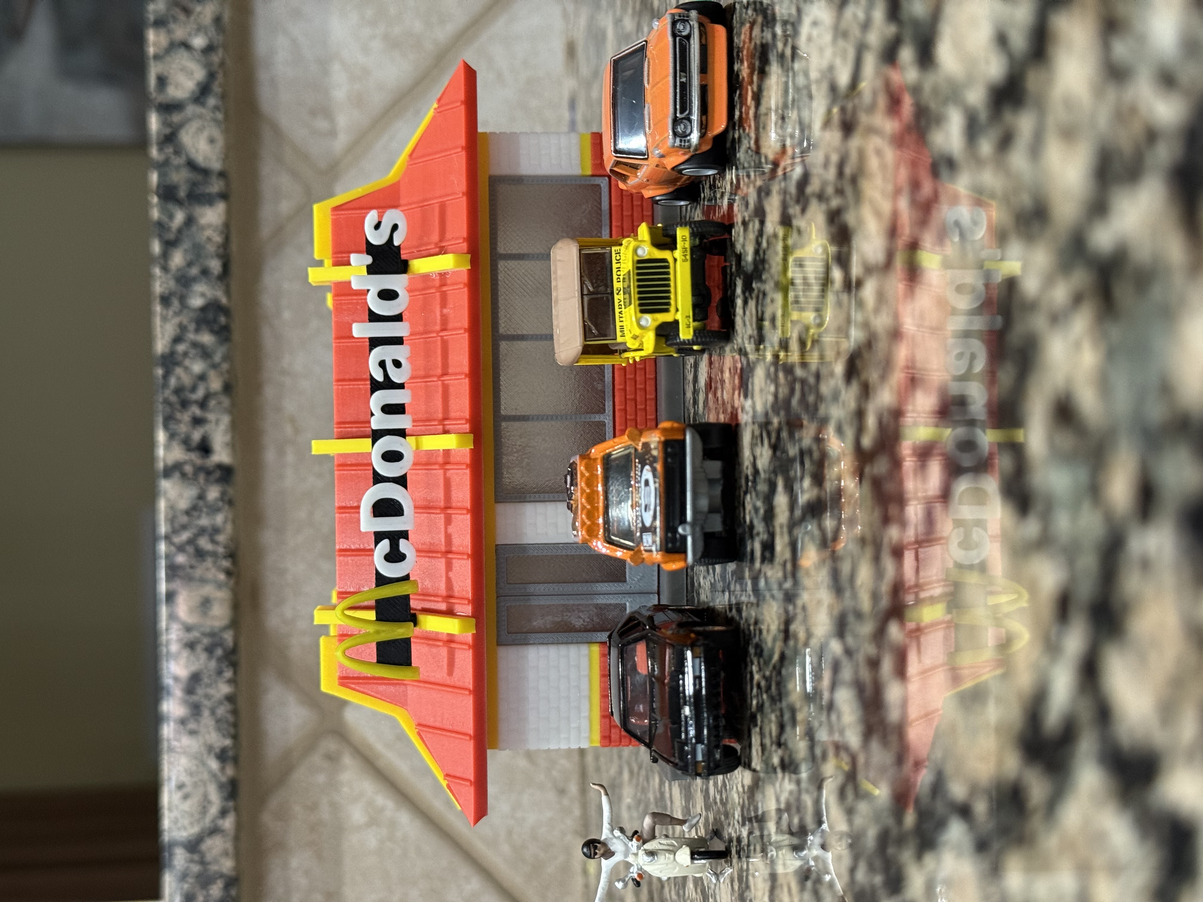 1:64 Classic Mcdonald's Diorama — thumbnail 5