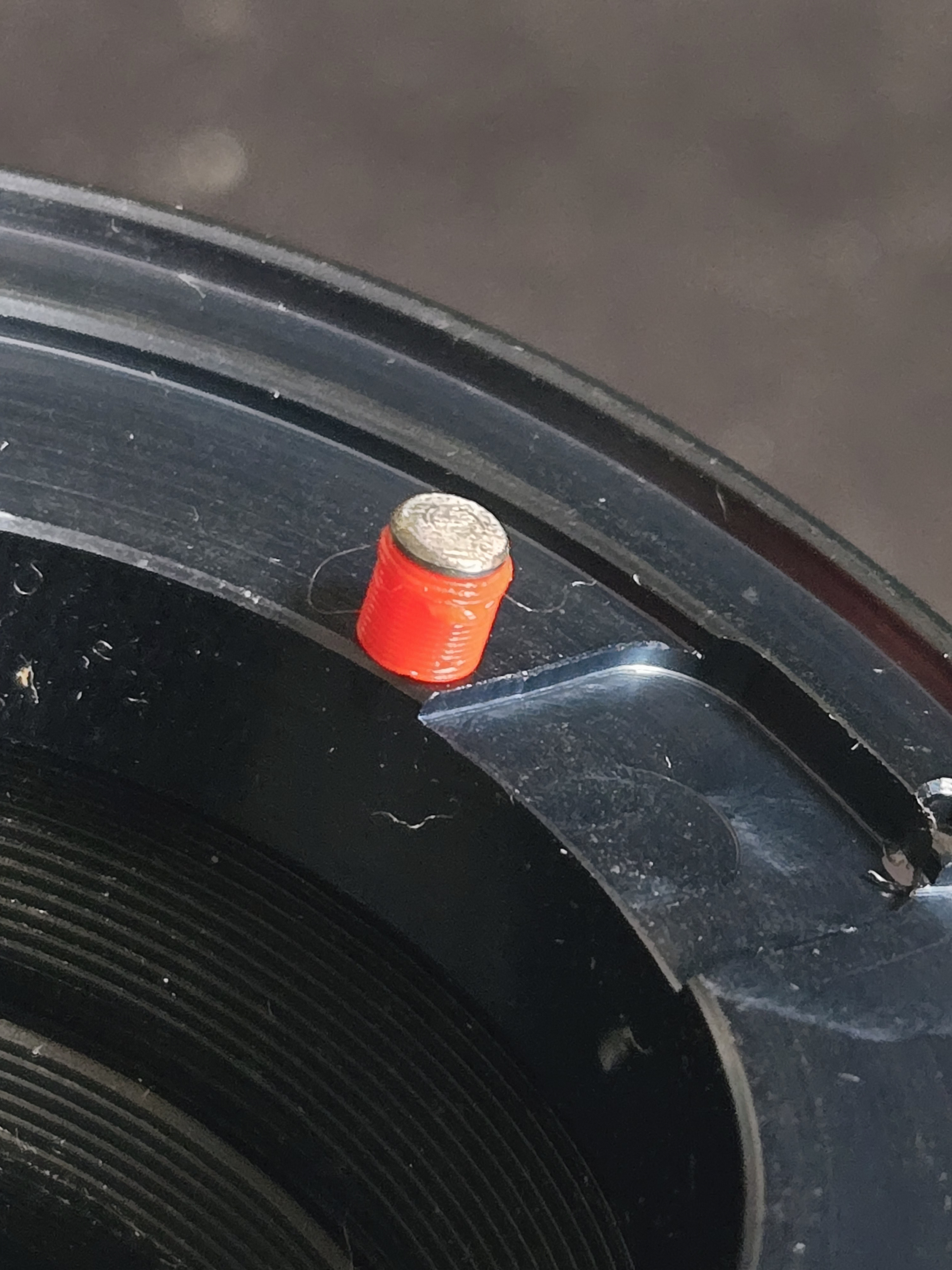 Helios aperture pin lock