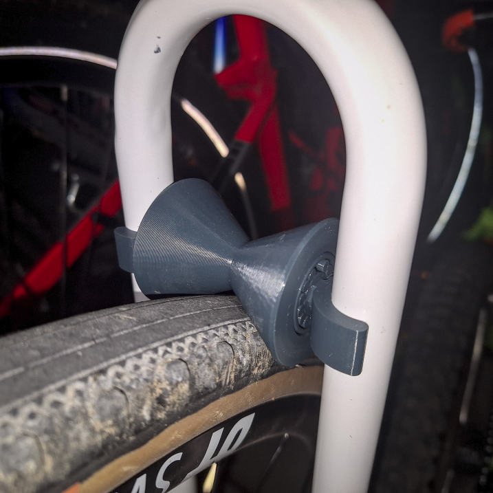 Tire Roller Mount for bicycle stand / rack
