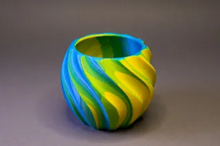 Spiral Plant Pot - ColorMix shading