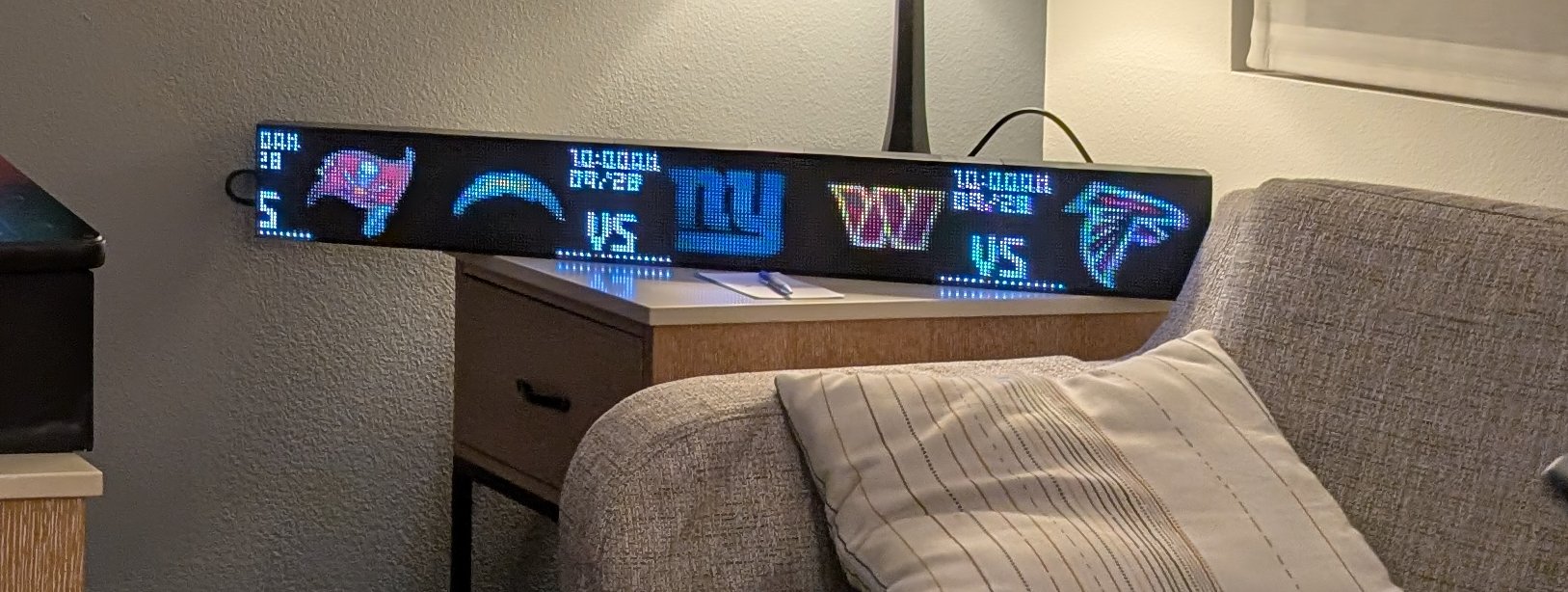 Wallmountable WaveShare P4 Matrix Case