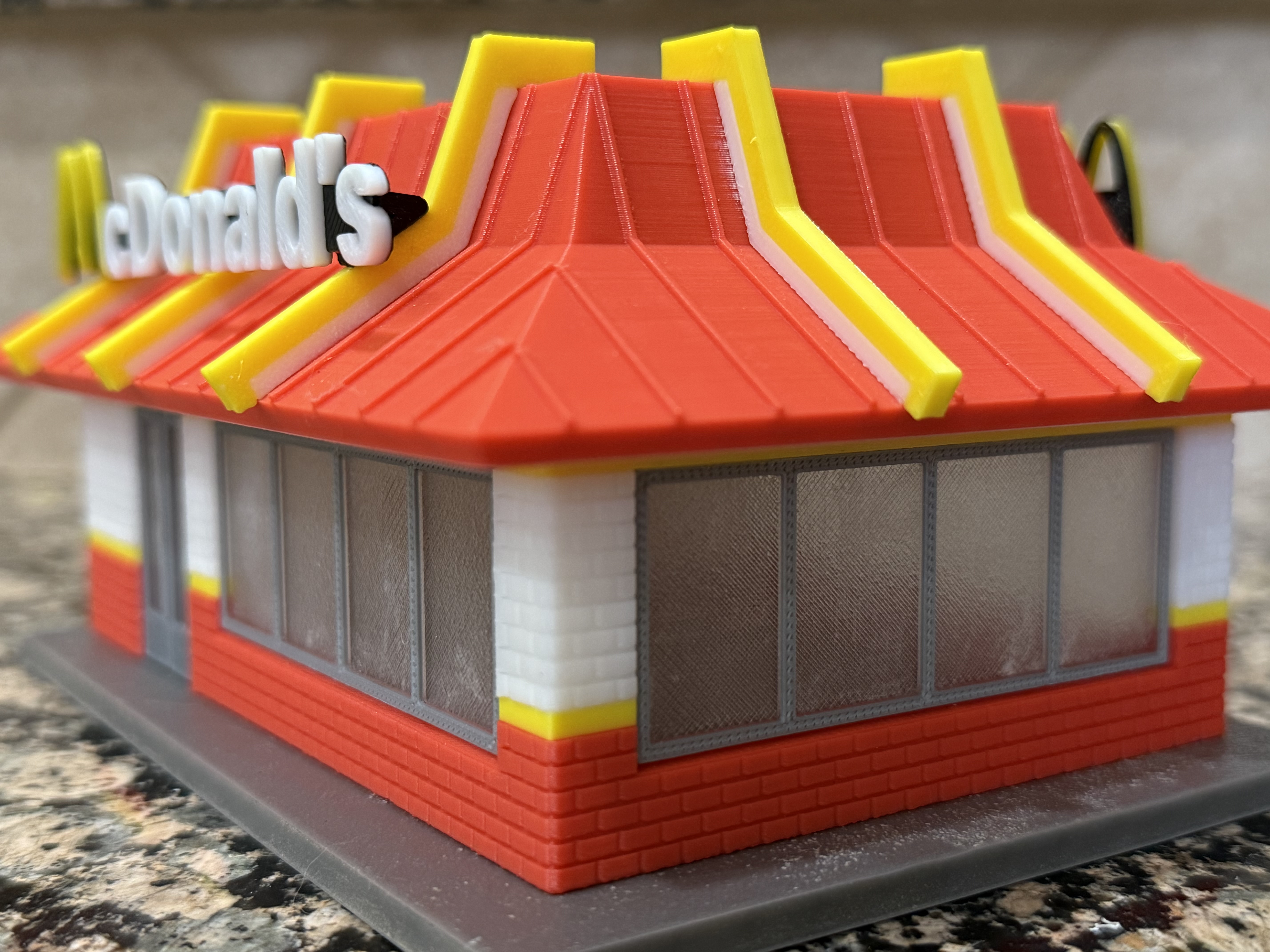 1:64 Classic Mcdonald's Diorama — thumbnail 9
