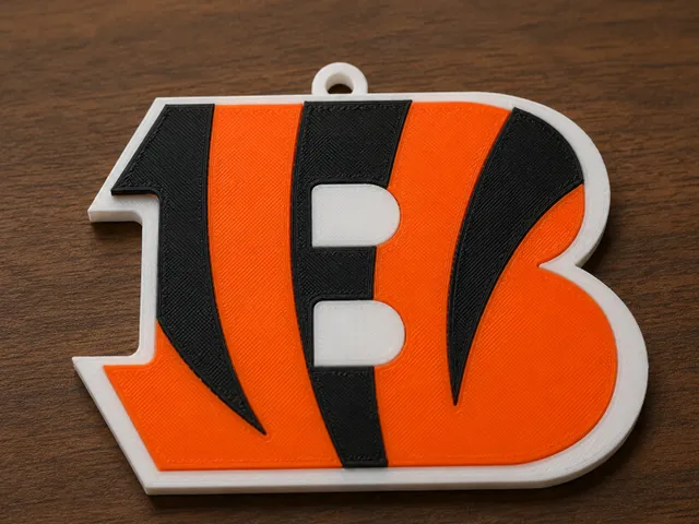 Cincinnati Bengals Oversized Hype Logo for a chain