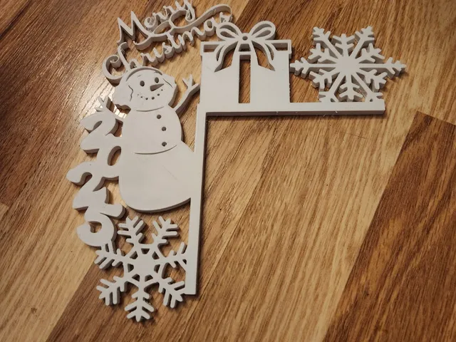 2025 Snowman DoorCorner
