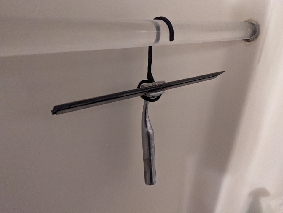 Squeegee Loop