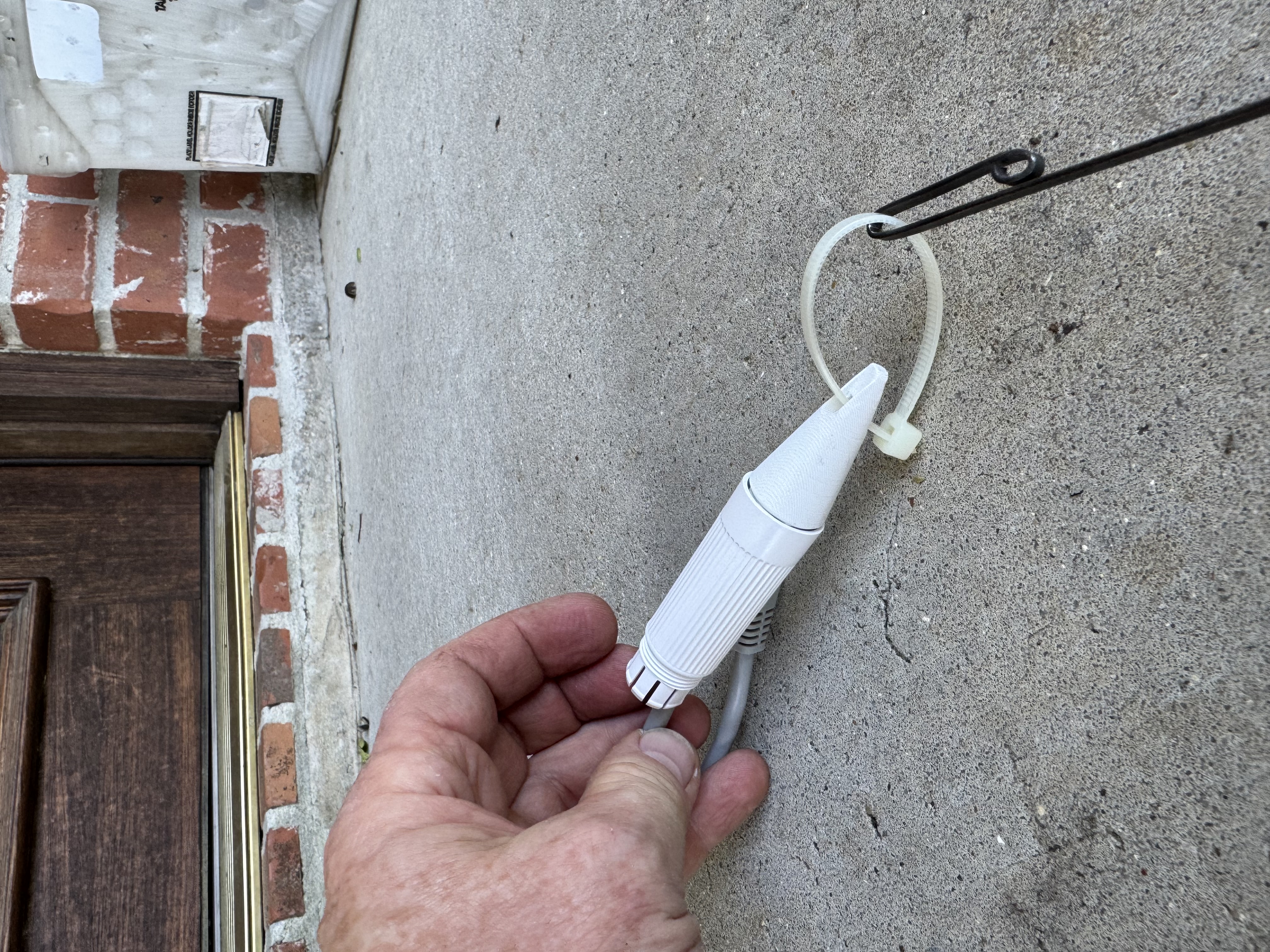 Reolink Camera Cable Pulling Guide (Snag-Free Conduit Tool)