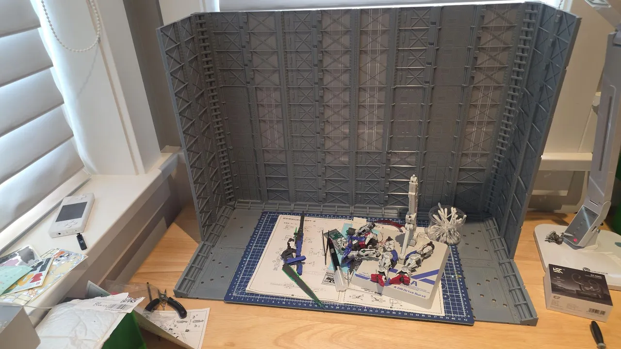 Modular Gunpla Mech Hanger Diorama by J T | Download free STL