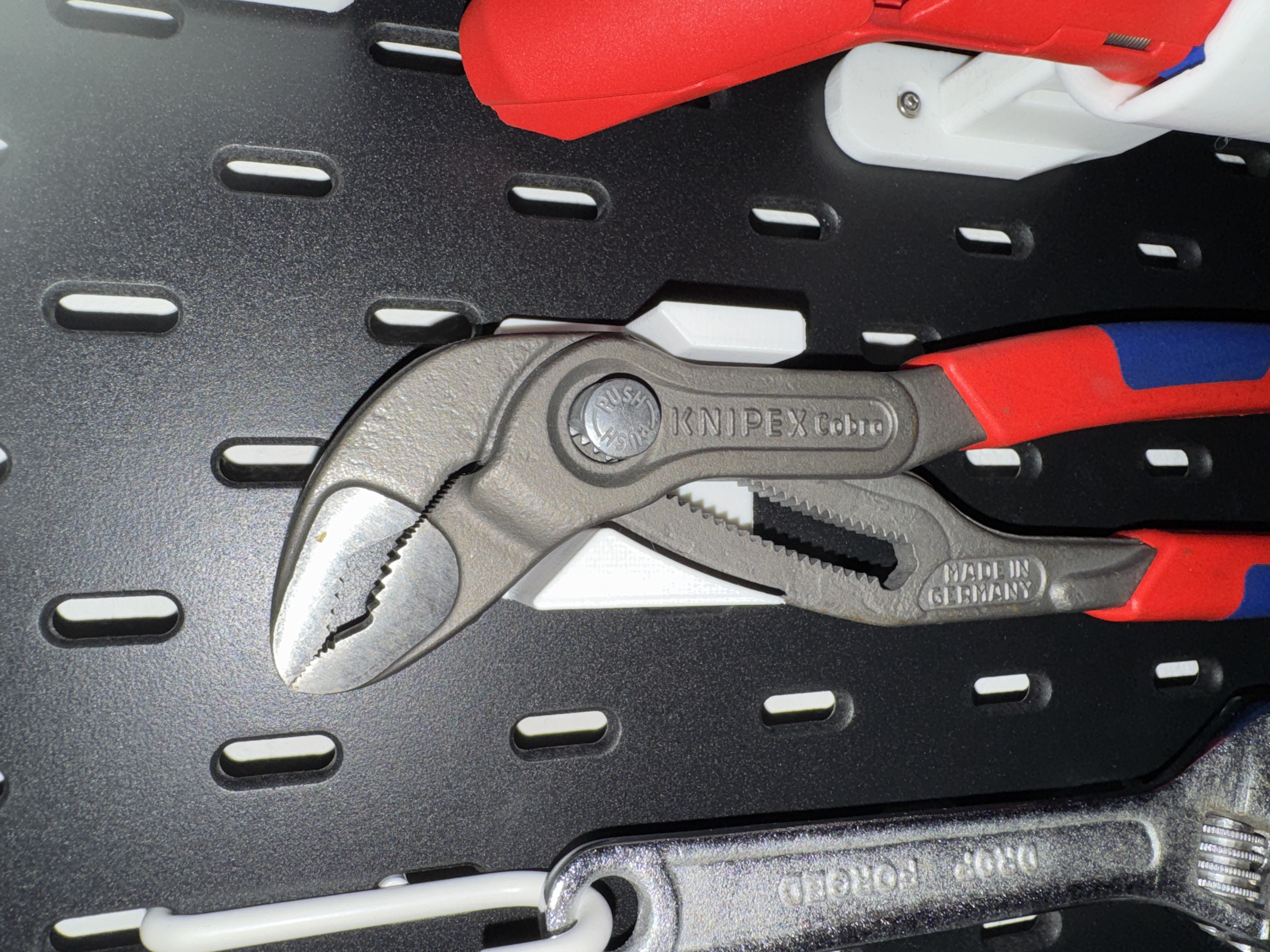 Skadis Holder for Knipex Cobra 87 02 250