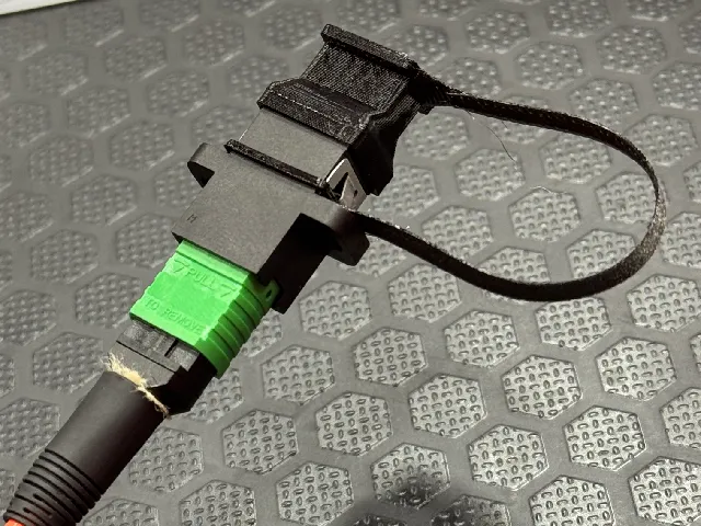 Dust cover for MPO/MPT ADAPTER