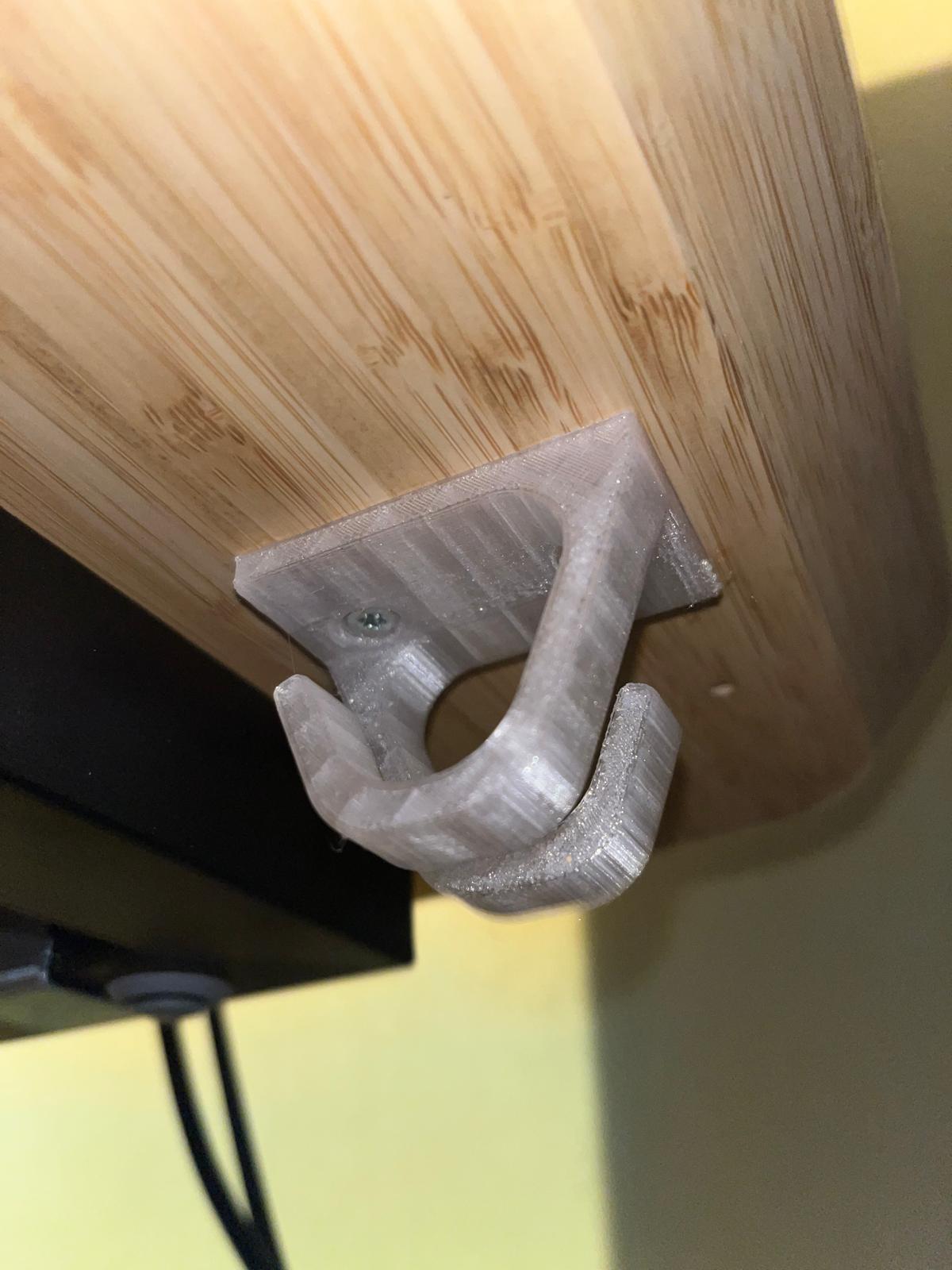 Miniatura 2 do modelo 3D Cable management bracket