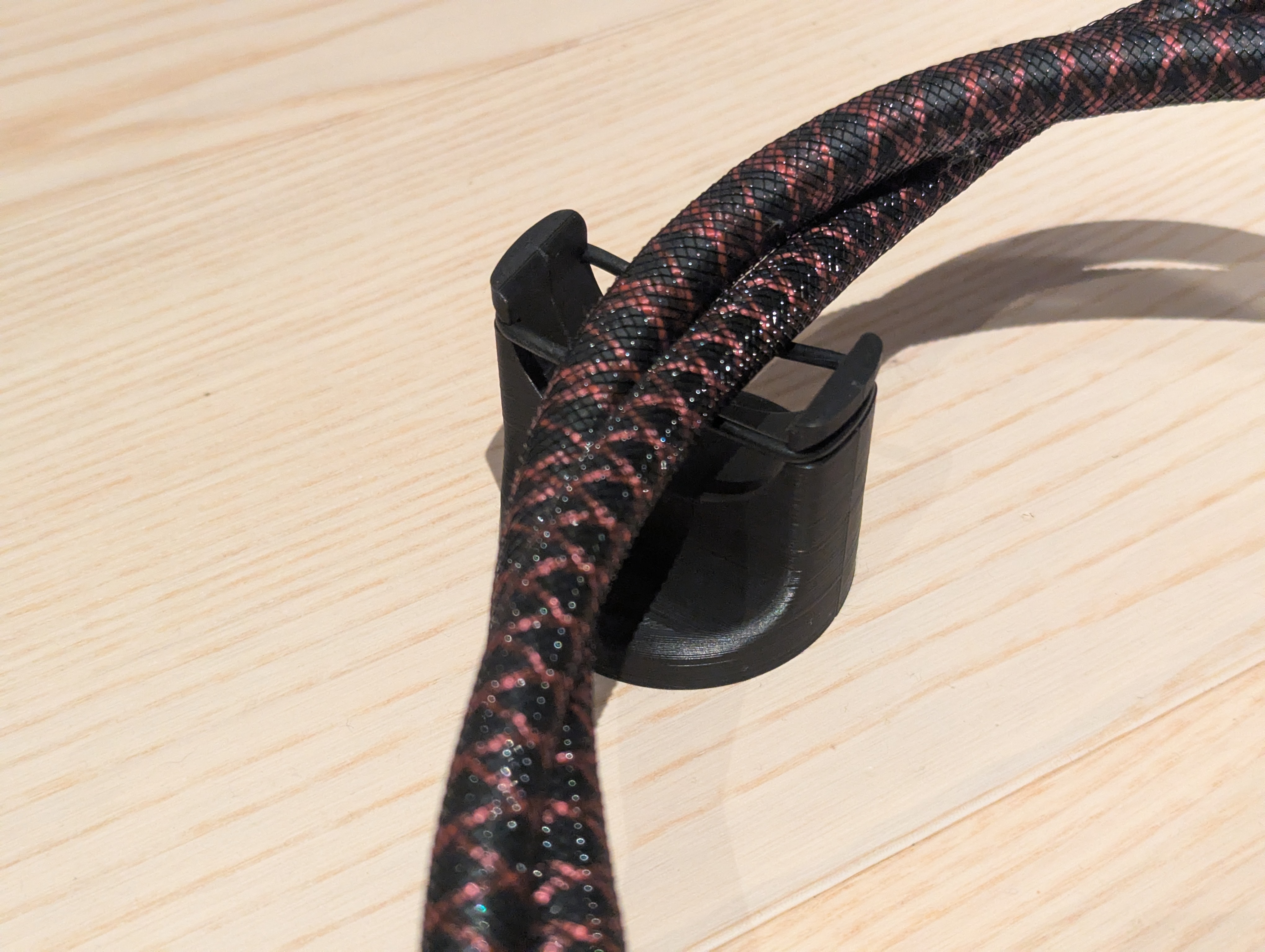 Cable lifter