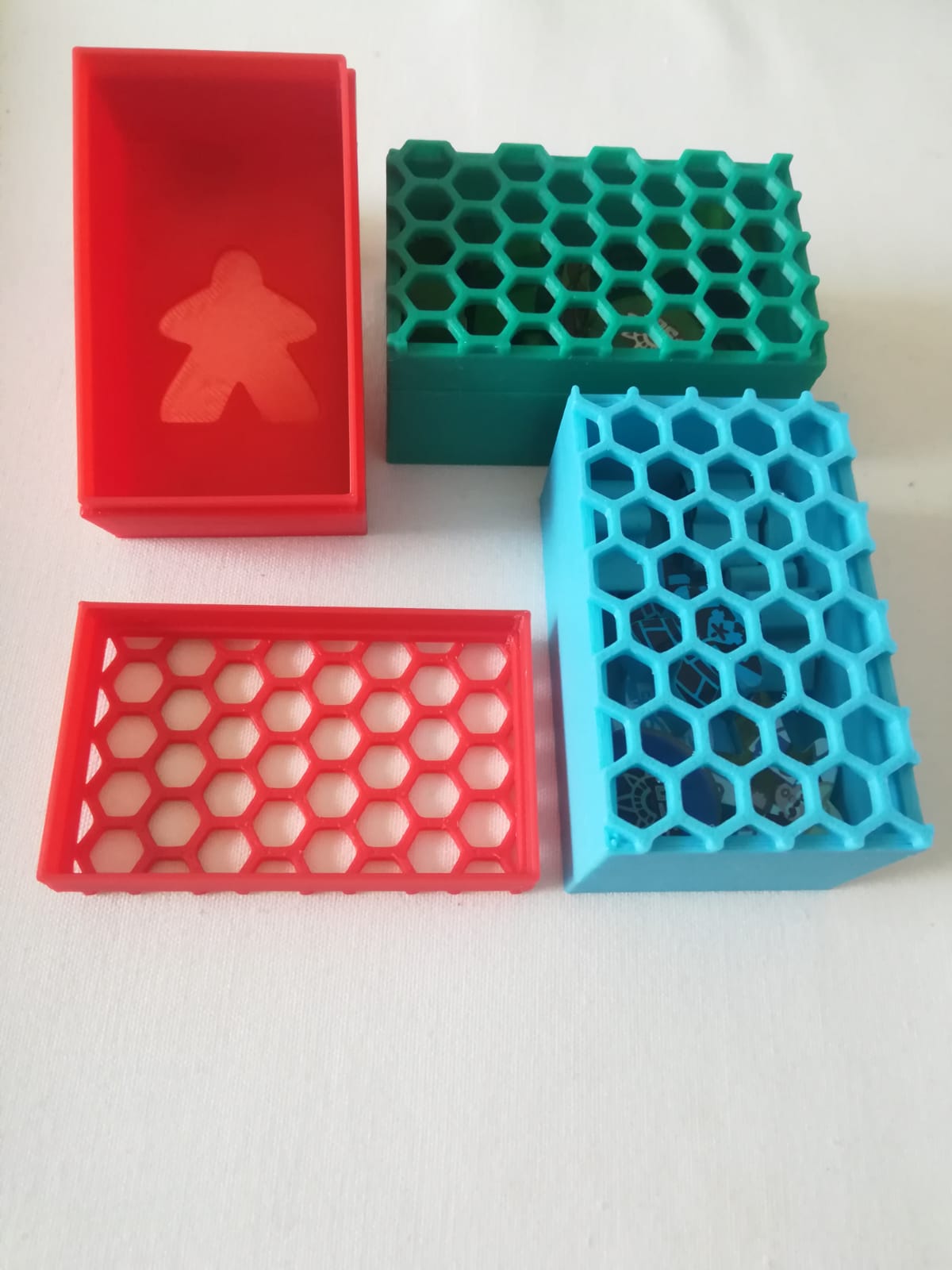 Meeple box and lid
