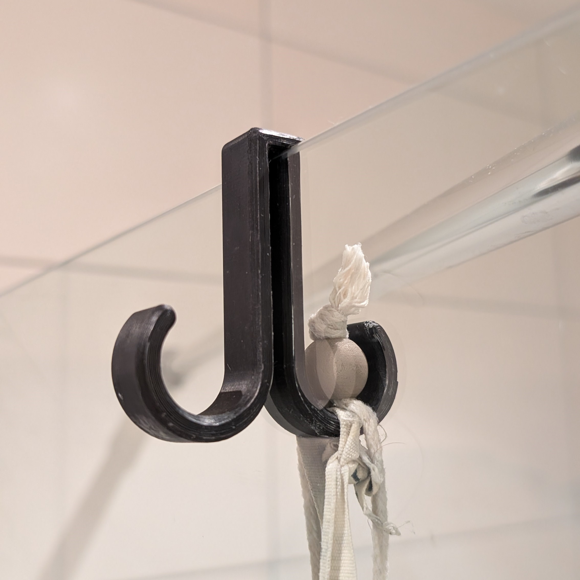Glass Wall Hanger