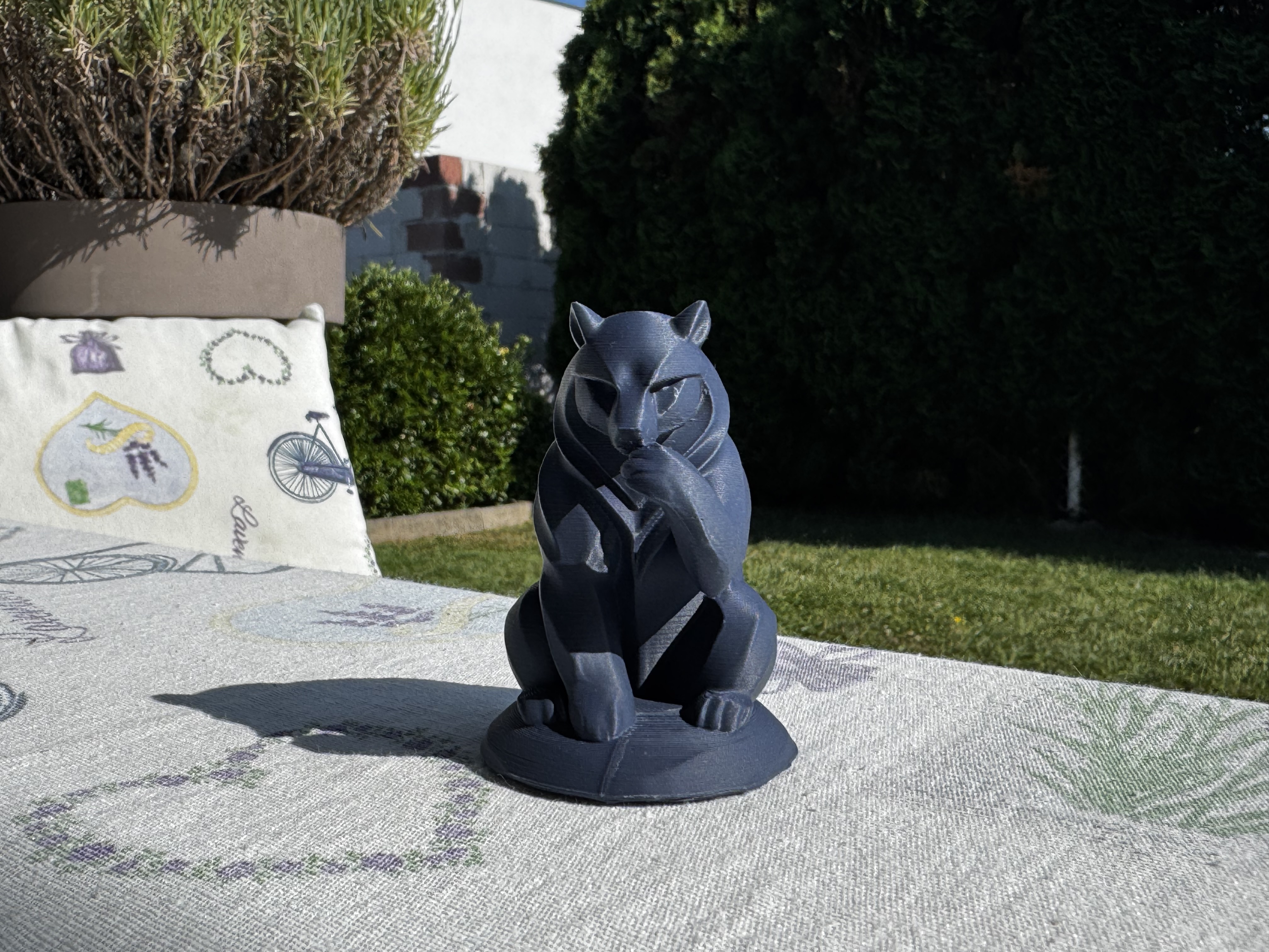 Grizz Lee - bear decor