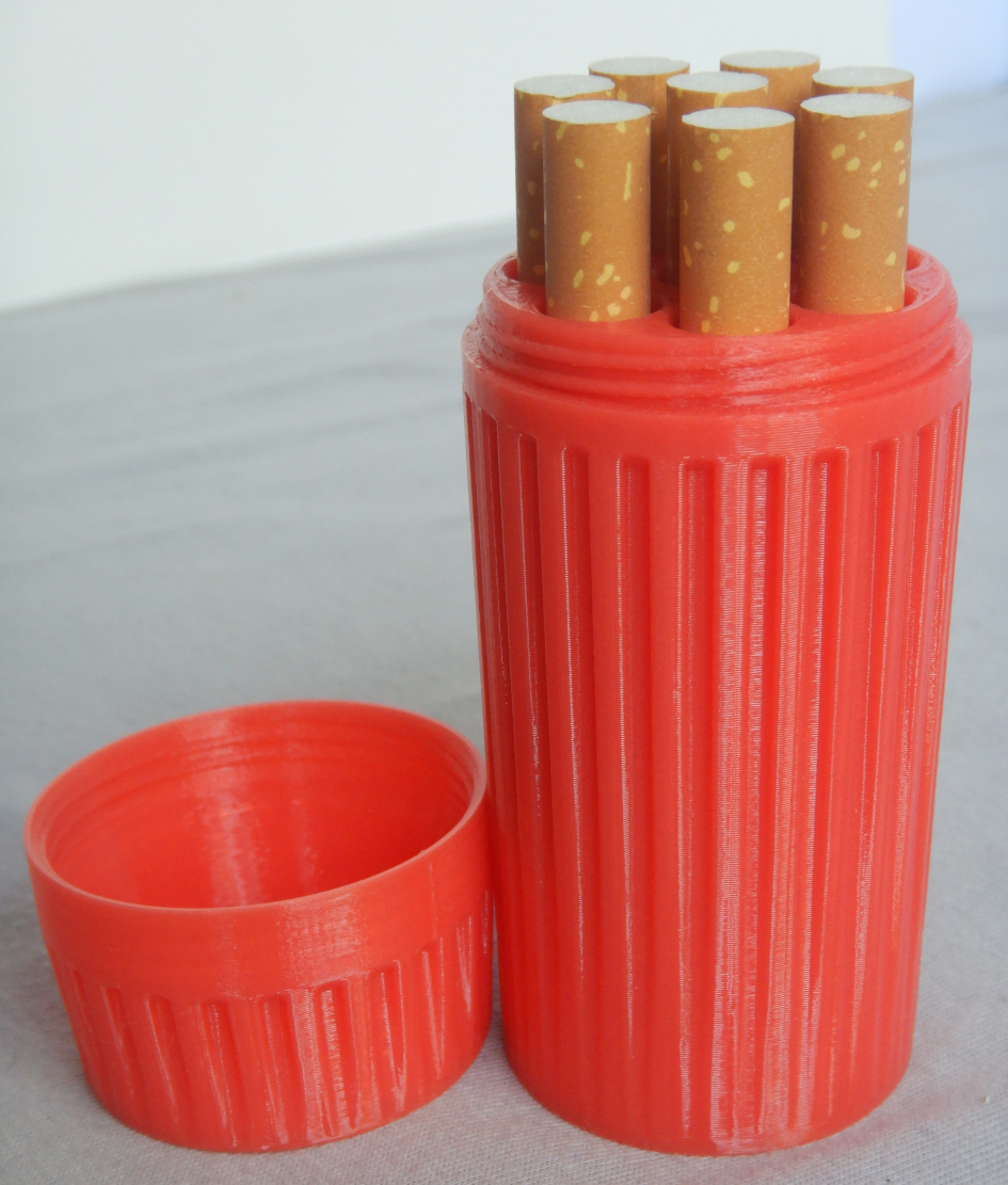 Zigarettendose für 8 Zigaretten; Cigarette tin for 8 cigarettes
