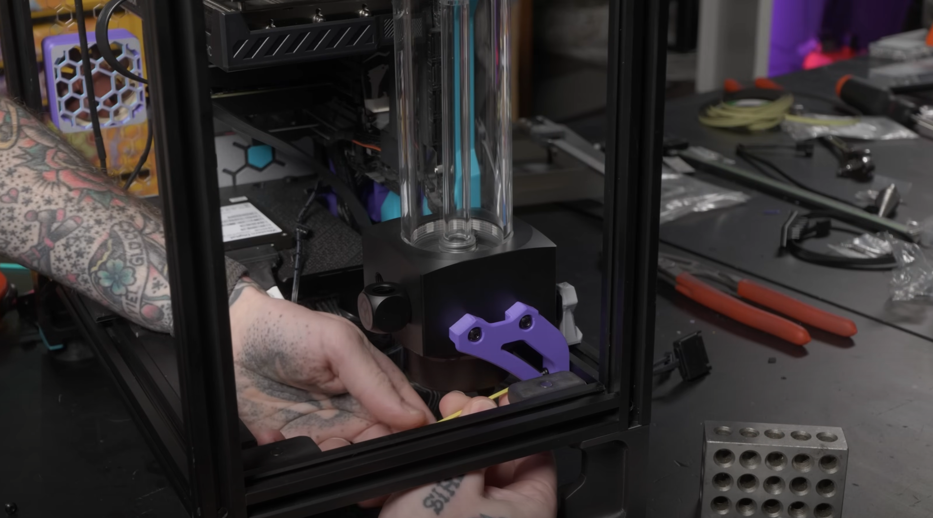 v.PC AlphaCool Reservoir Mount for Voron PC Case