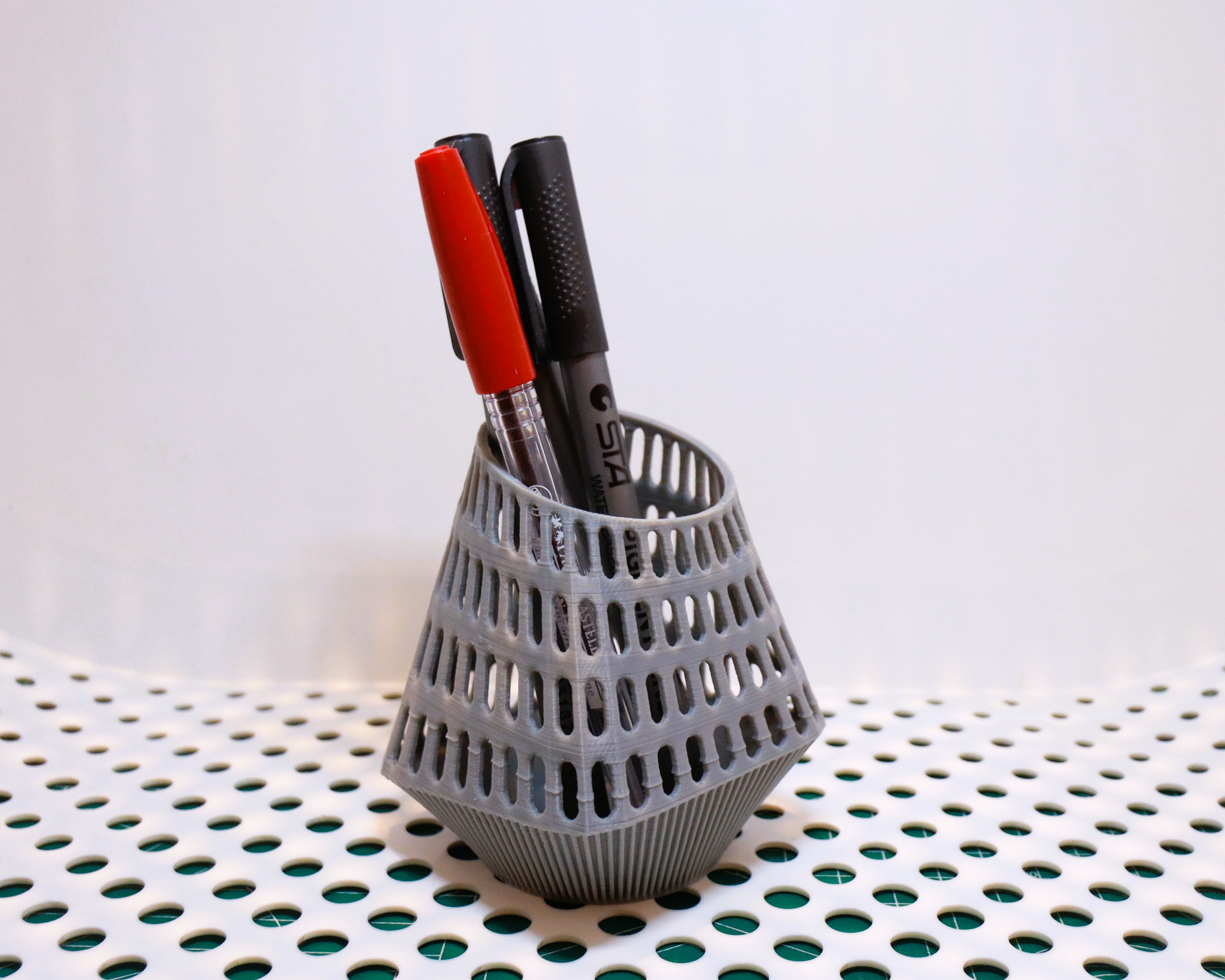 DropInkV2 (Desk Pen Holder)