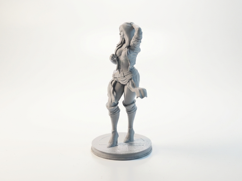 Rogue Female Character Figurine 3D Printable
