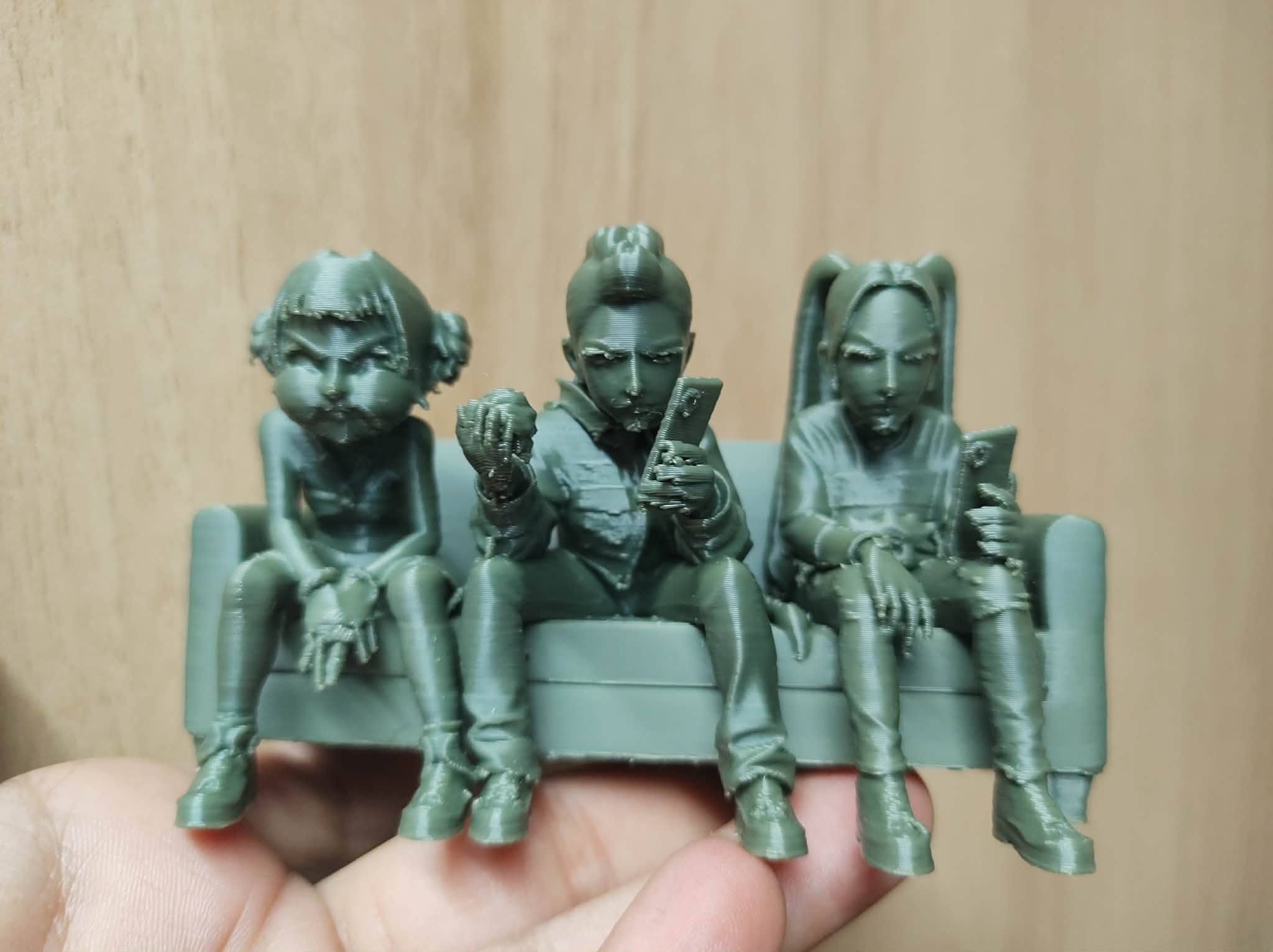 K-POP Demon Hunters HUNTRIX Relaxing on a Sofa Figurine