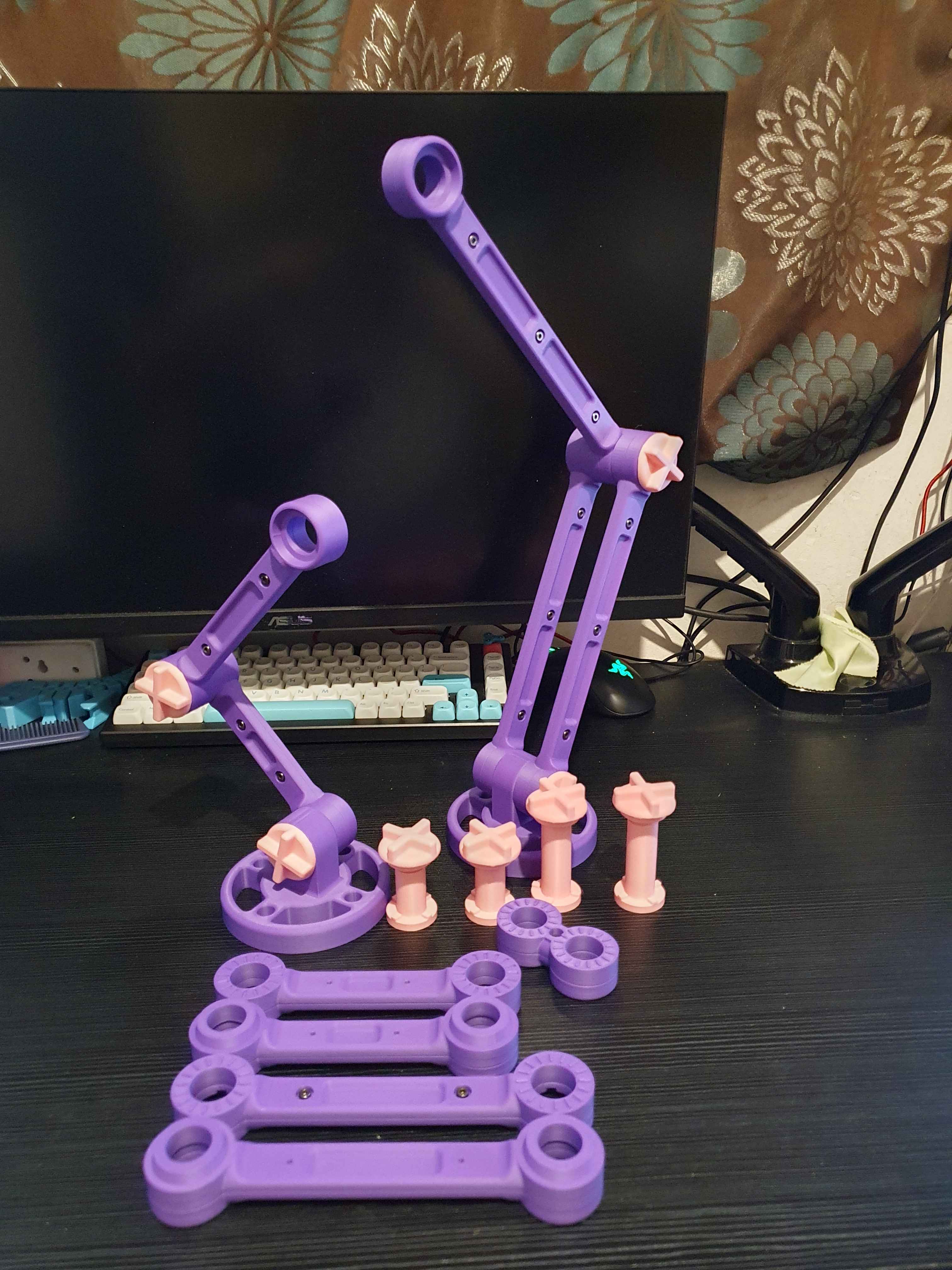 Adjustable Arm (Tapo C100/C110)