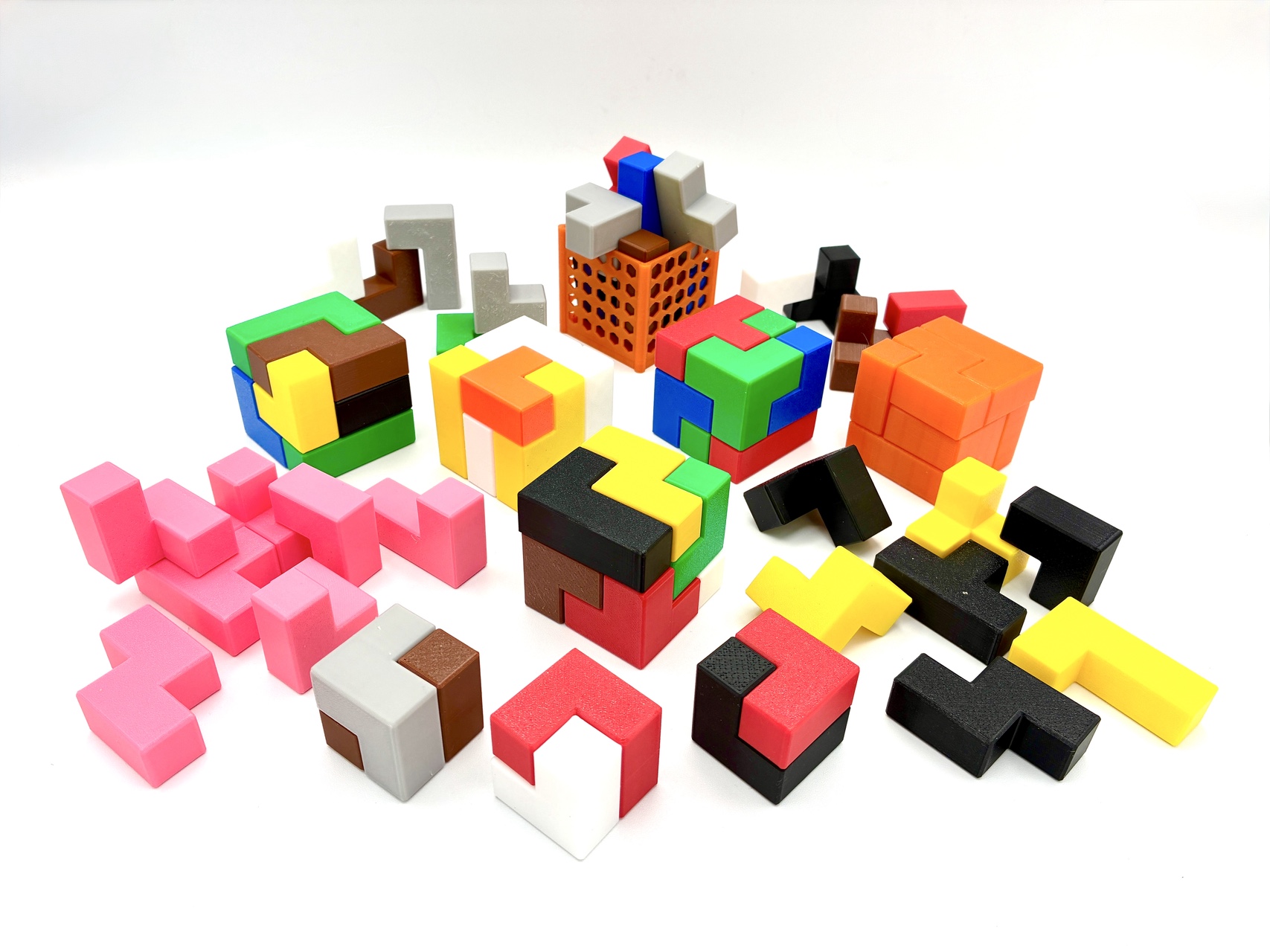 3D Cube - Puzzle Würfel aus 7 Teilen mit Korb