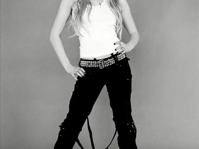 Avril Lavigne (by request)