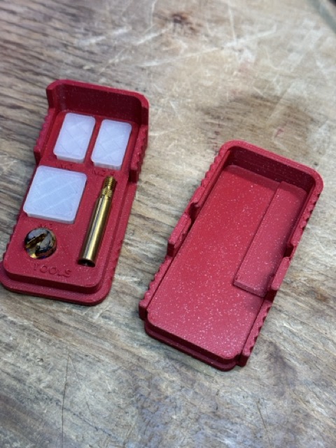 Remix of CNC Kitchen case for Removal Tool Kit