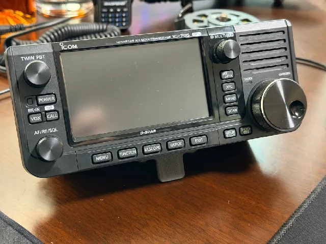 Icom IC-705 Mini Stand